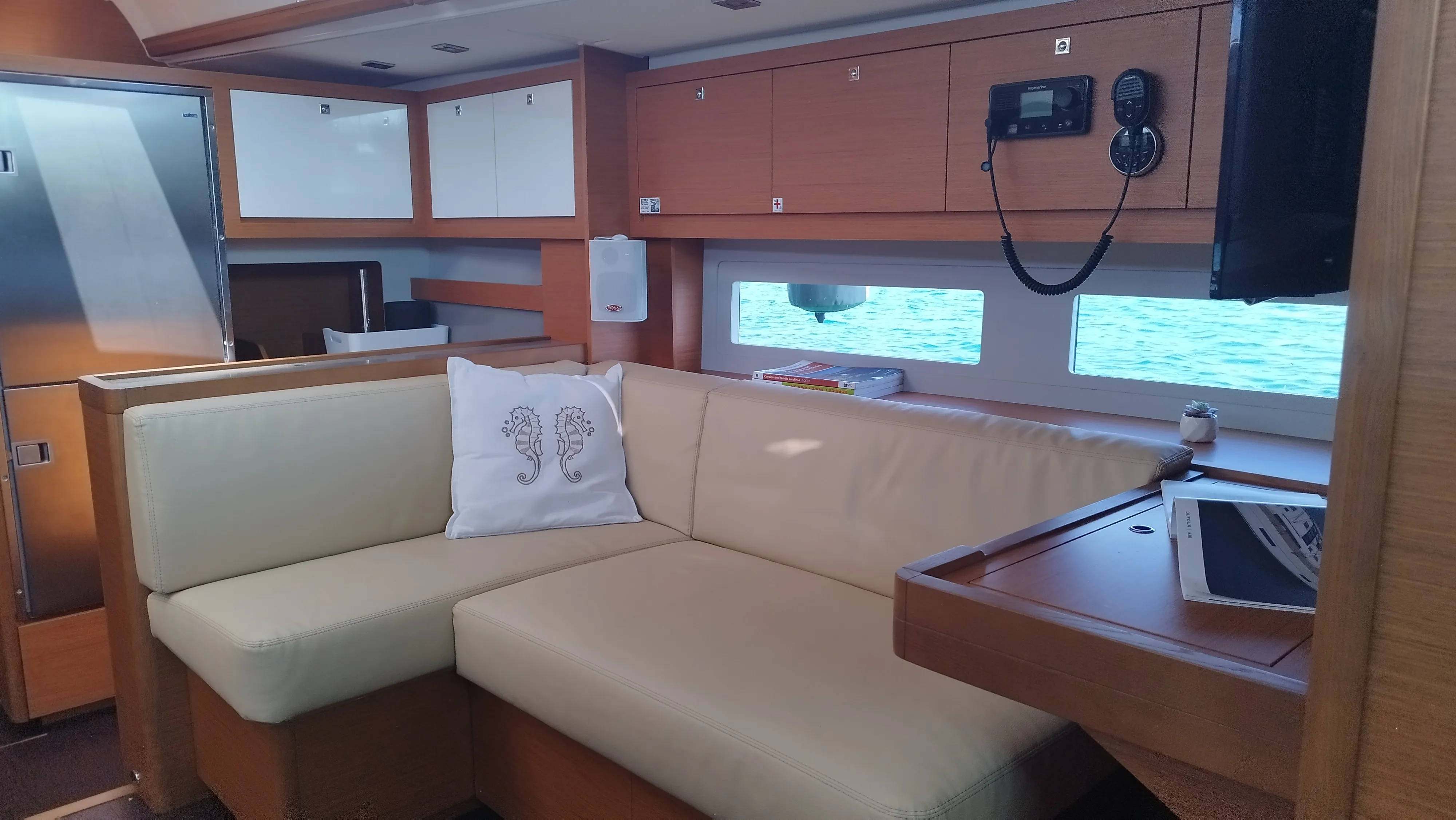 Image slide 104996