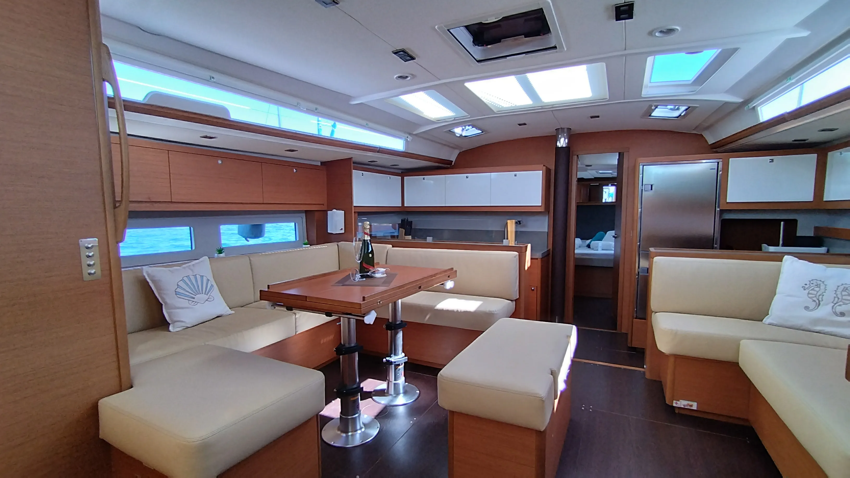 Image slide 104999