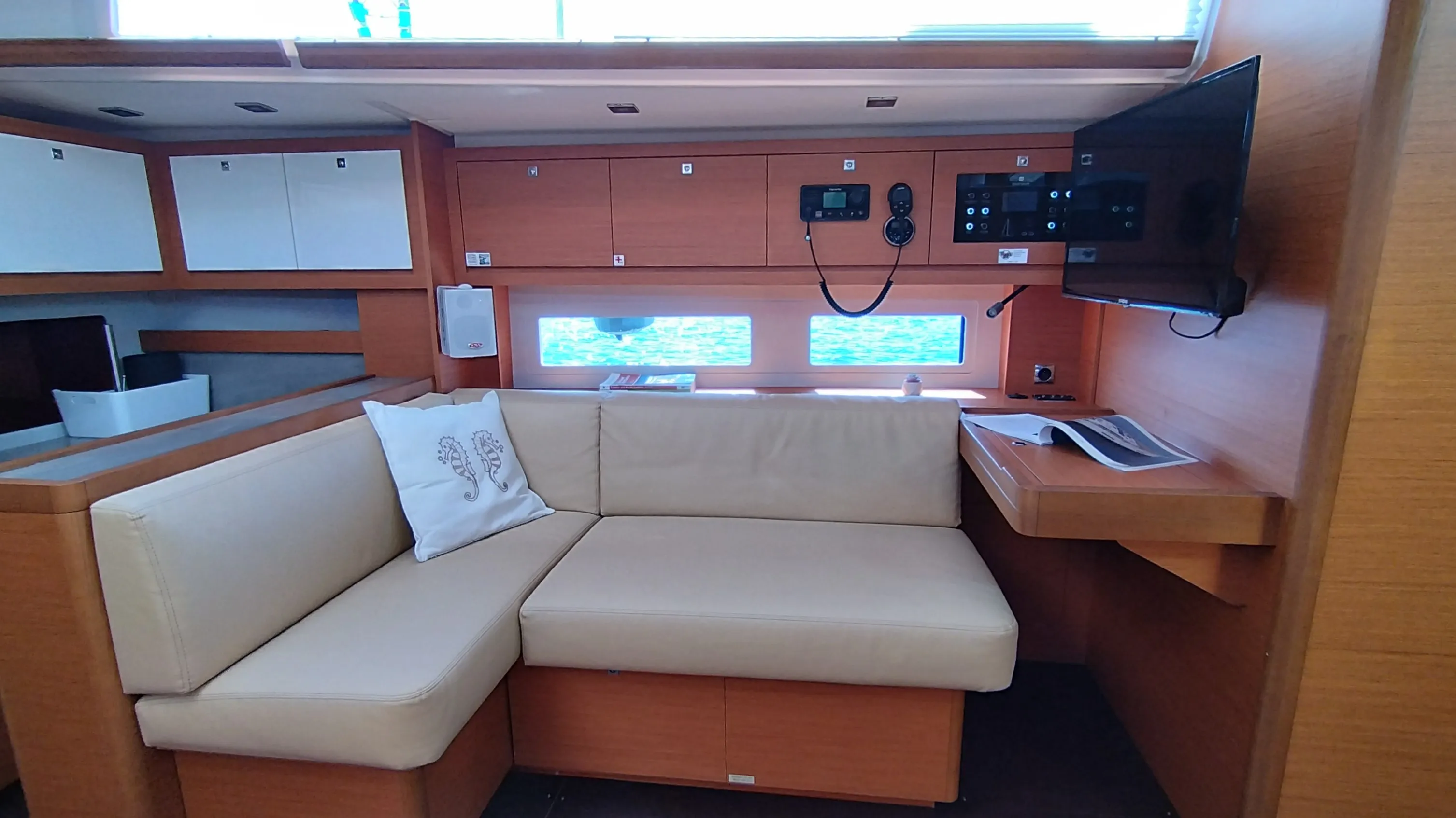 Image slide 105000