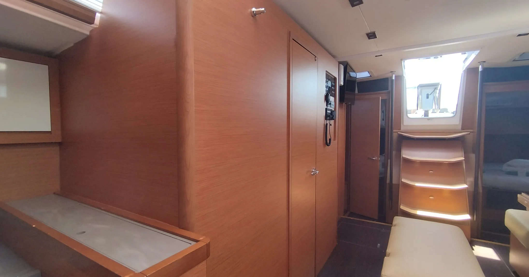 Image slide 105001