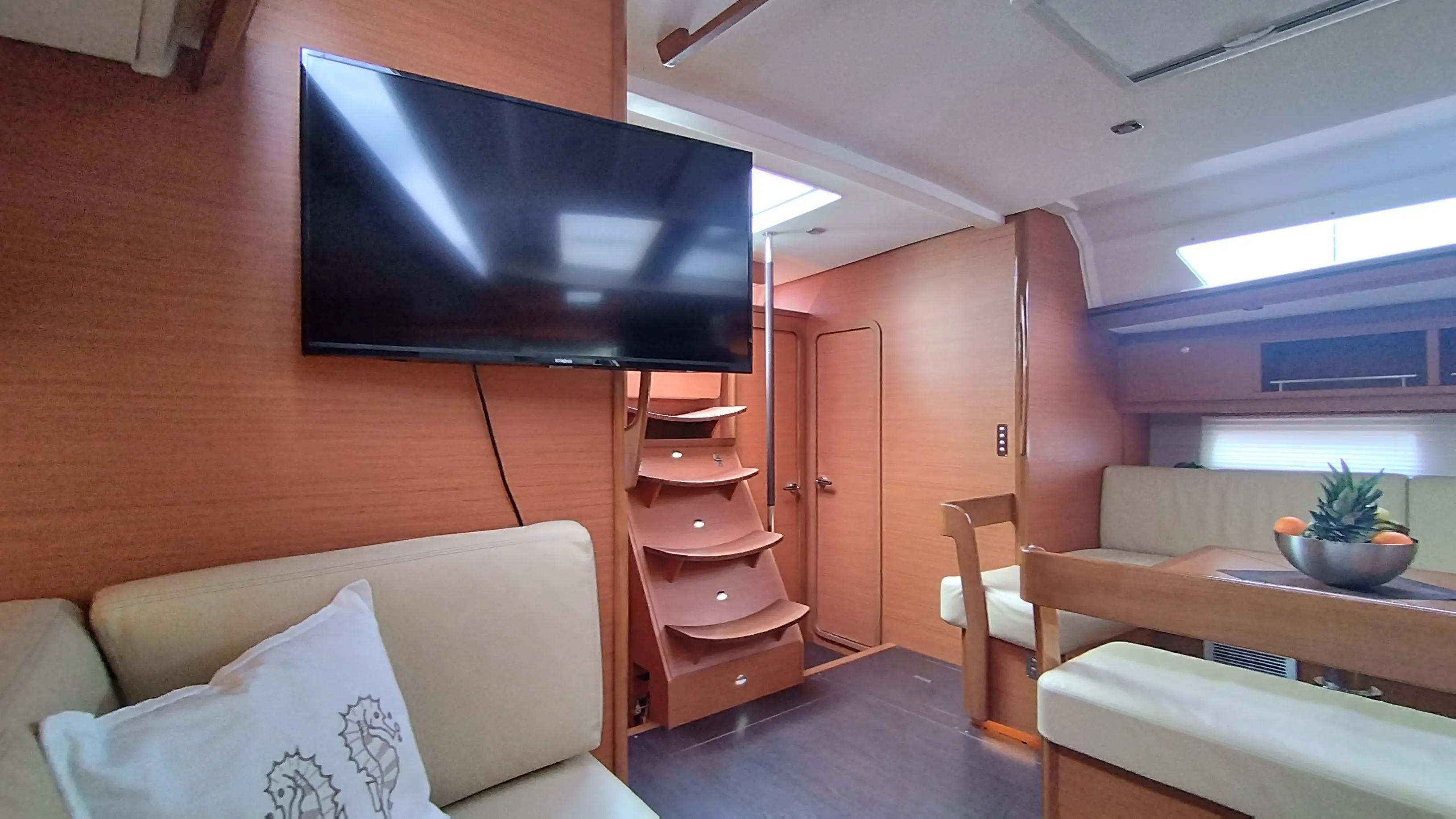 Image slide 105057