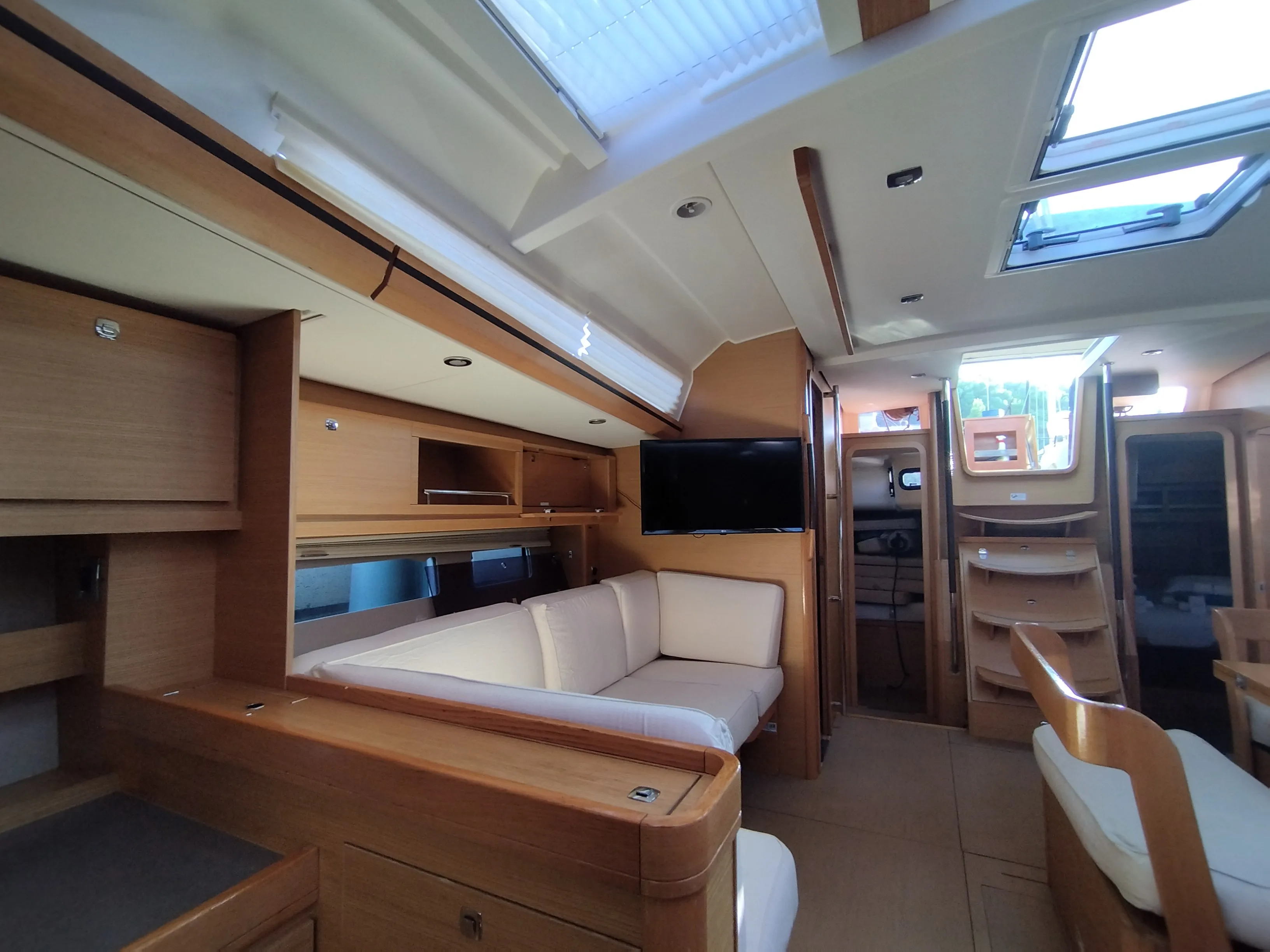 Image slide 105104