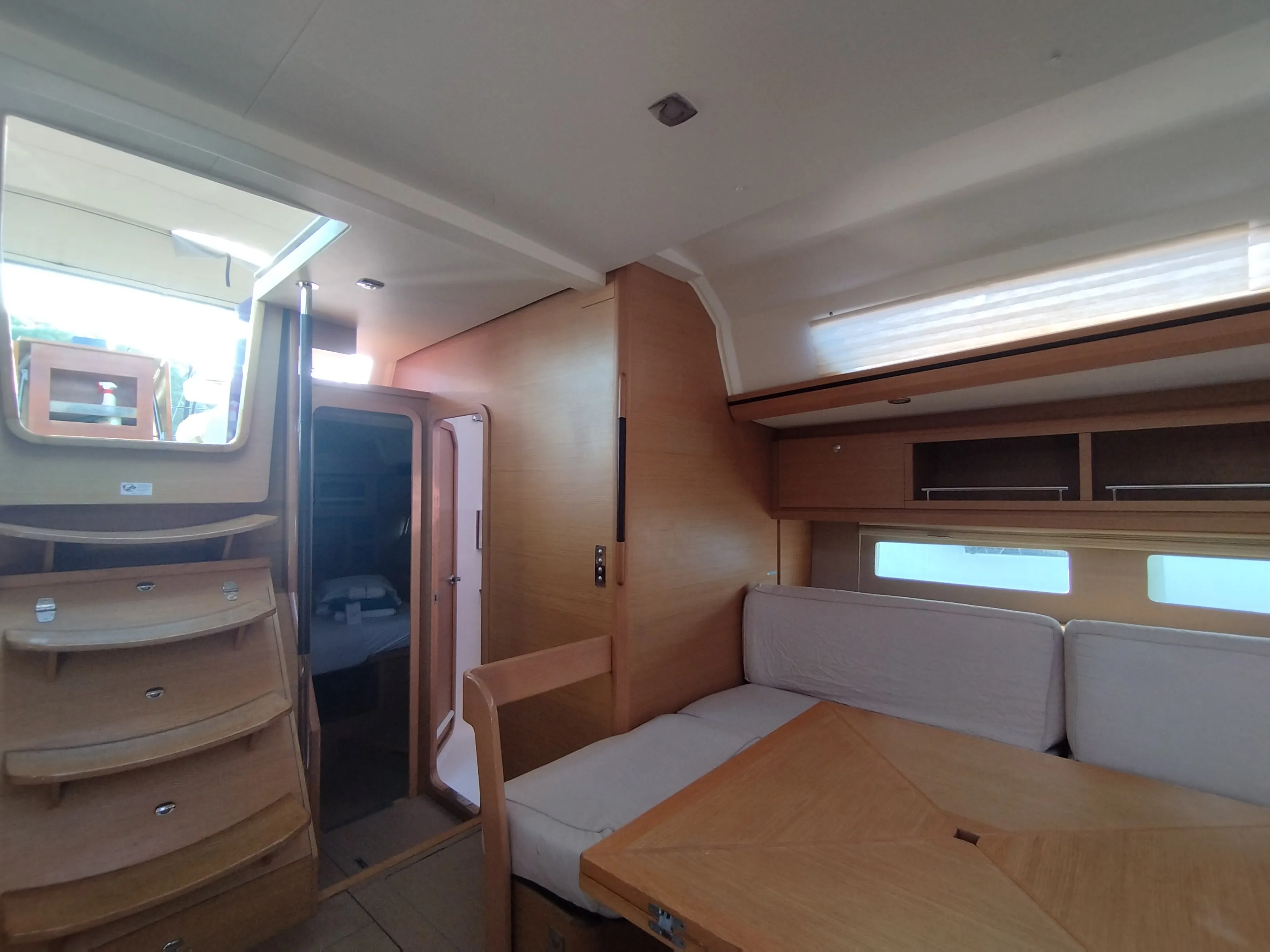 Image slide 105106
