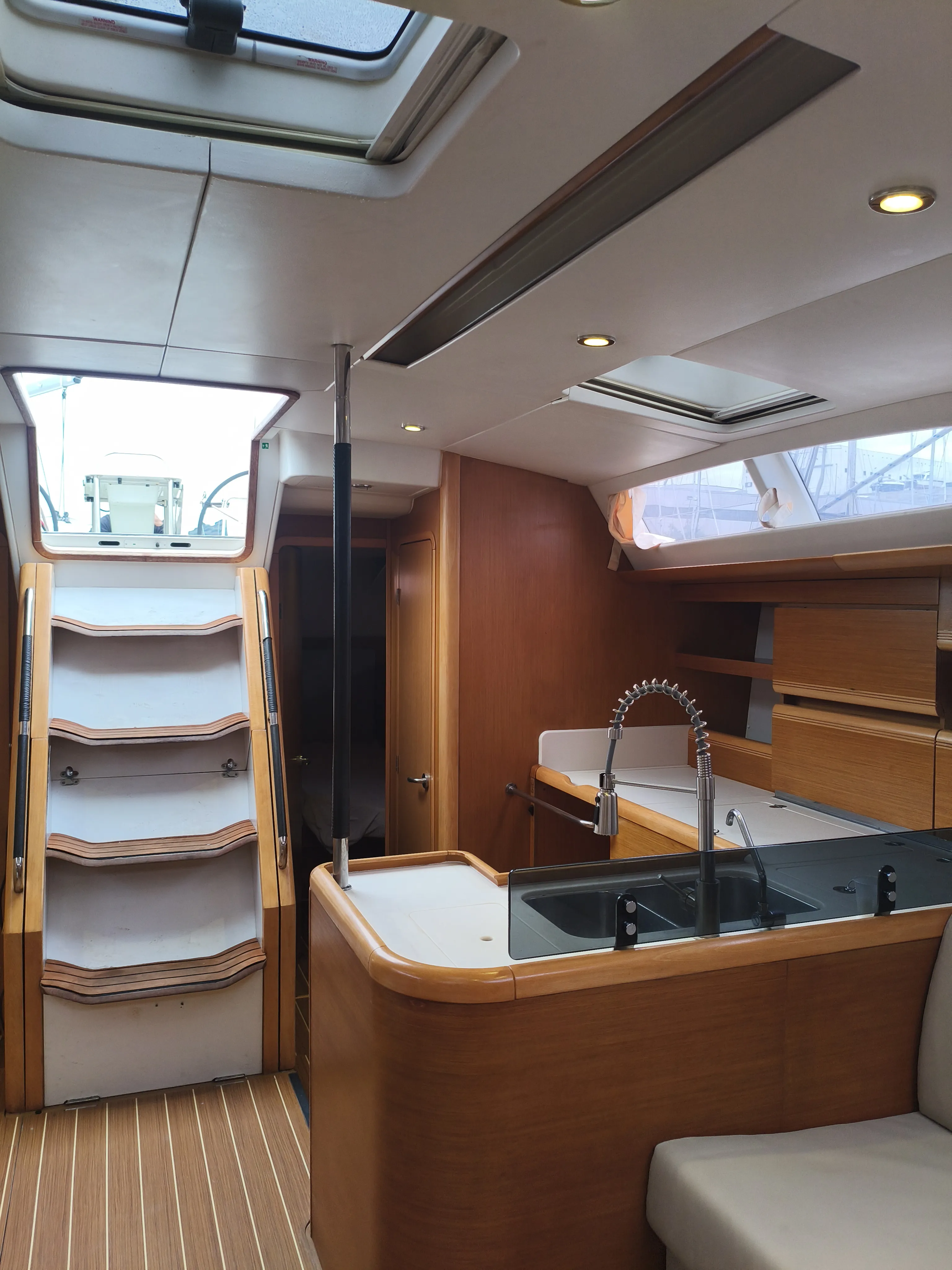 Image slide 105147