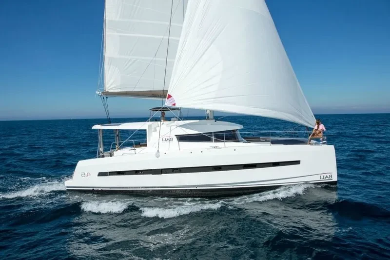 Bali 4.5 Le Andra boat image