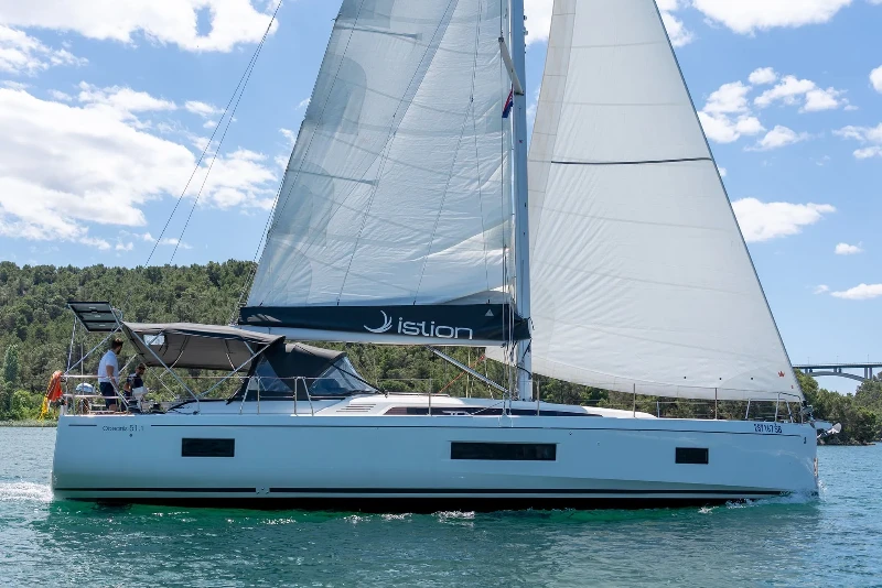 Oceanis 51.1 First Friendship boat image