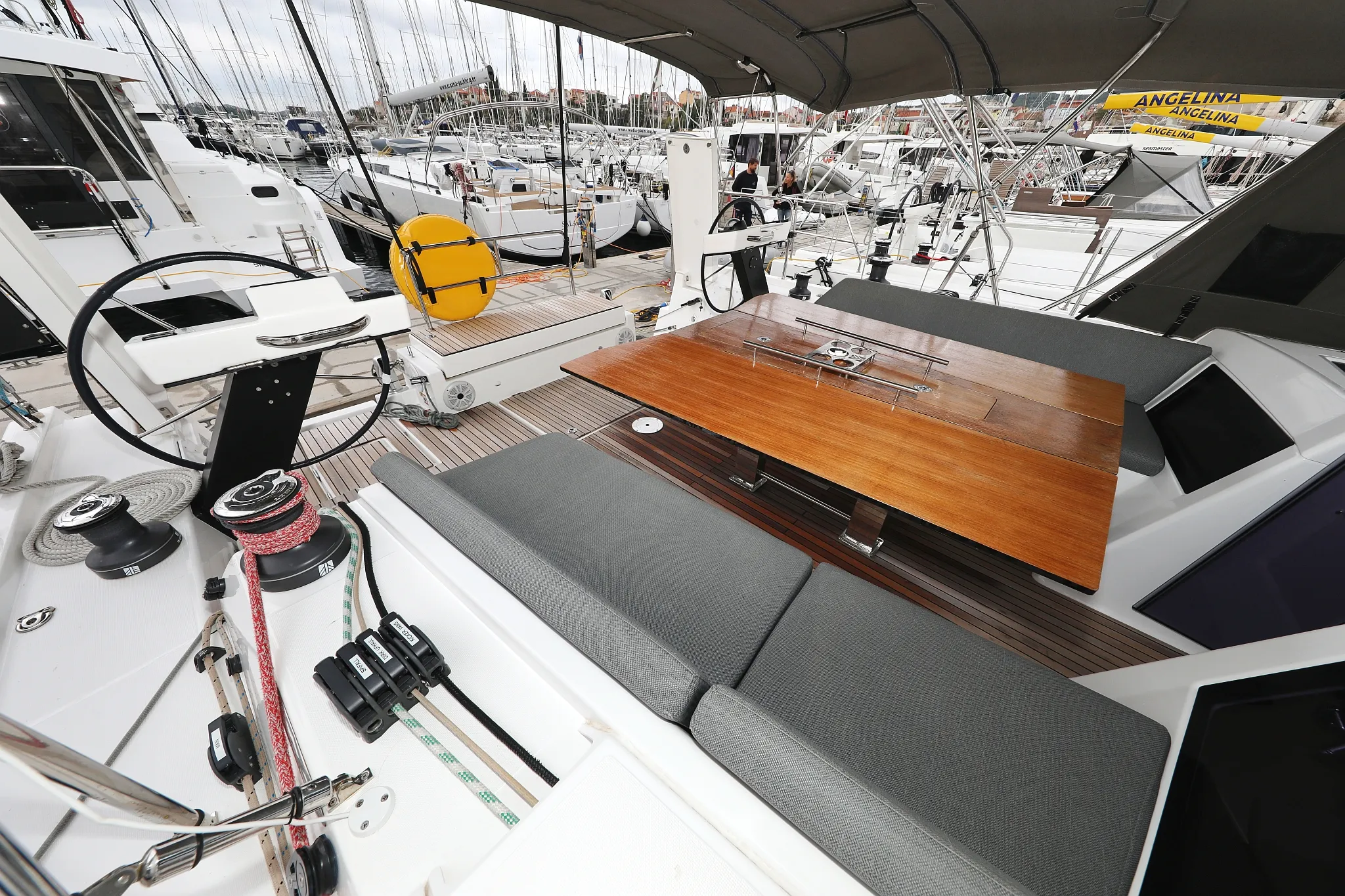 Image slide 10573