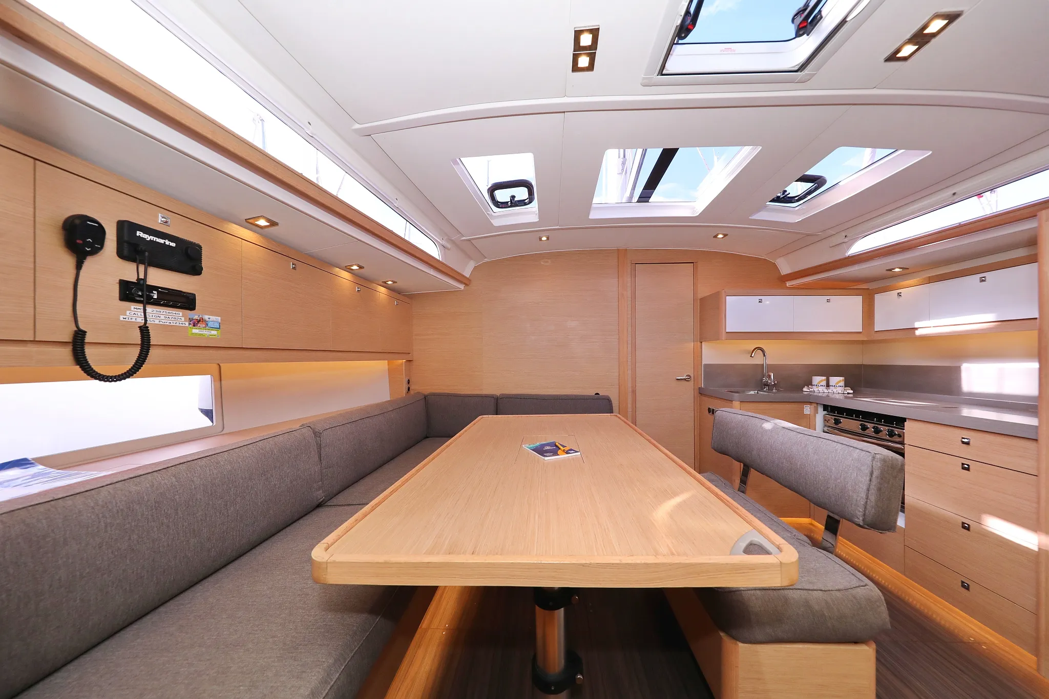 Image slide 10579