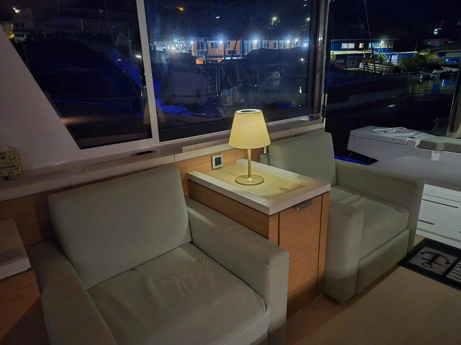 Image slide 105799