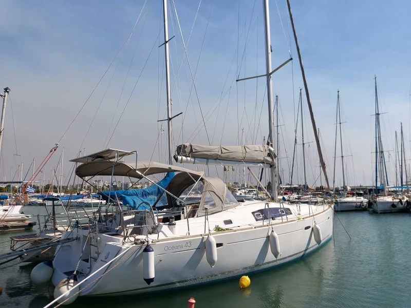 Oceanis 43 Onar boat image