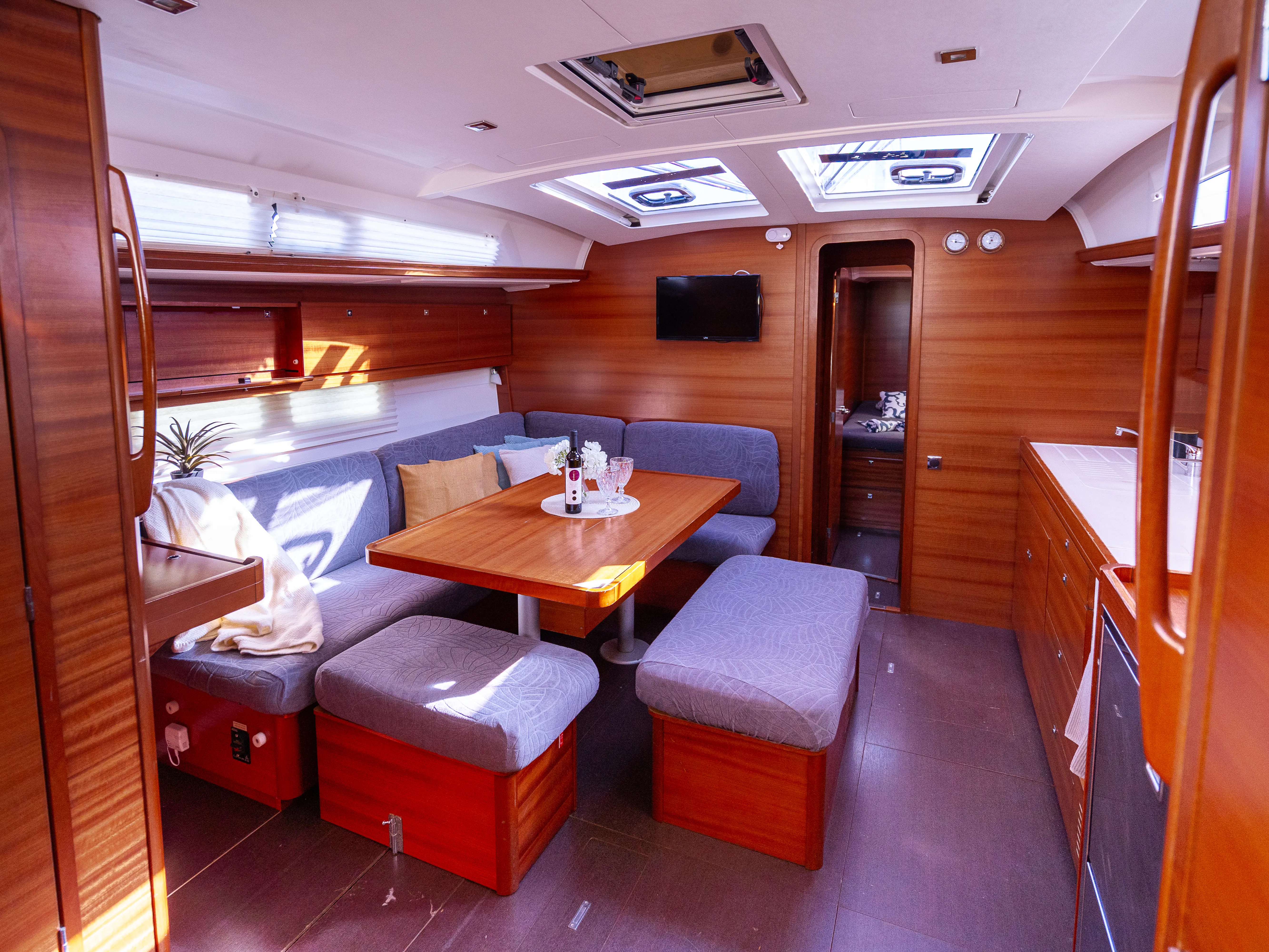 Image slide 105939