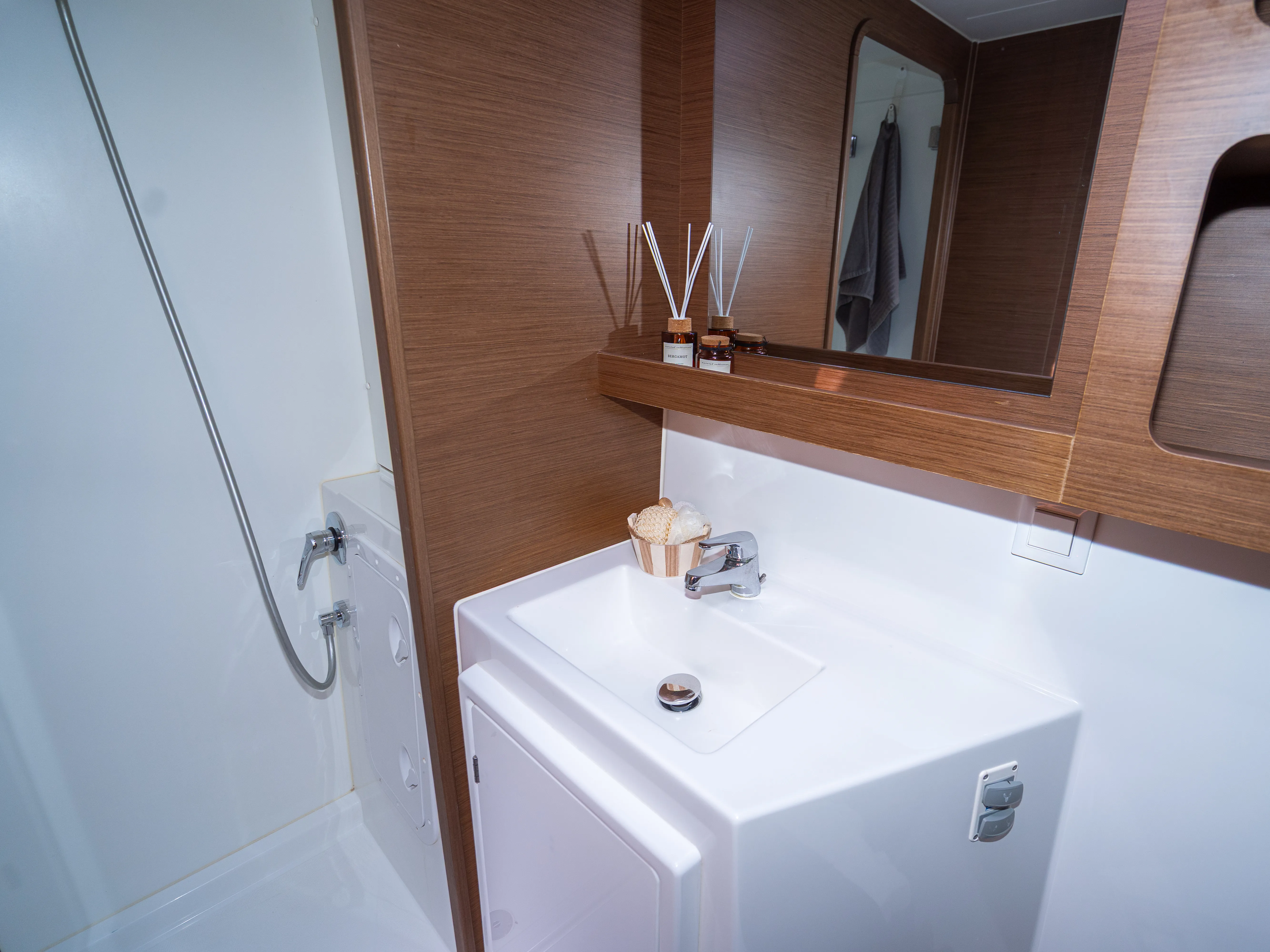 Image slide 106058