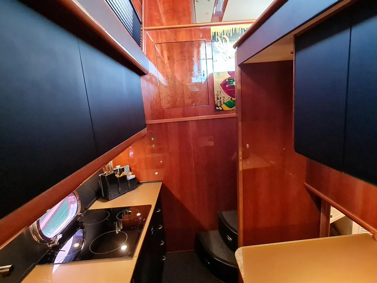 Image slide 106337