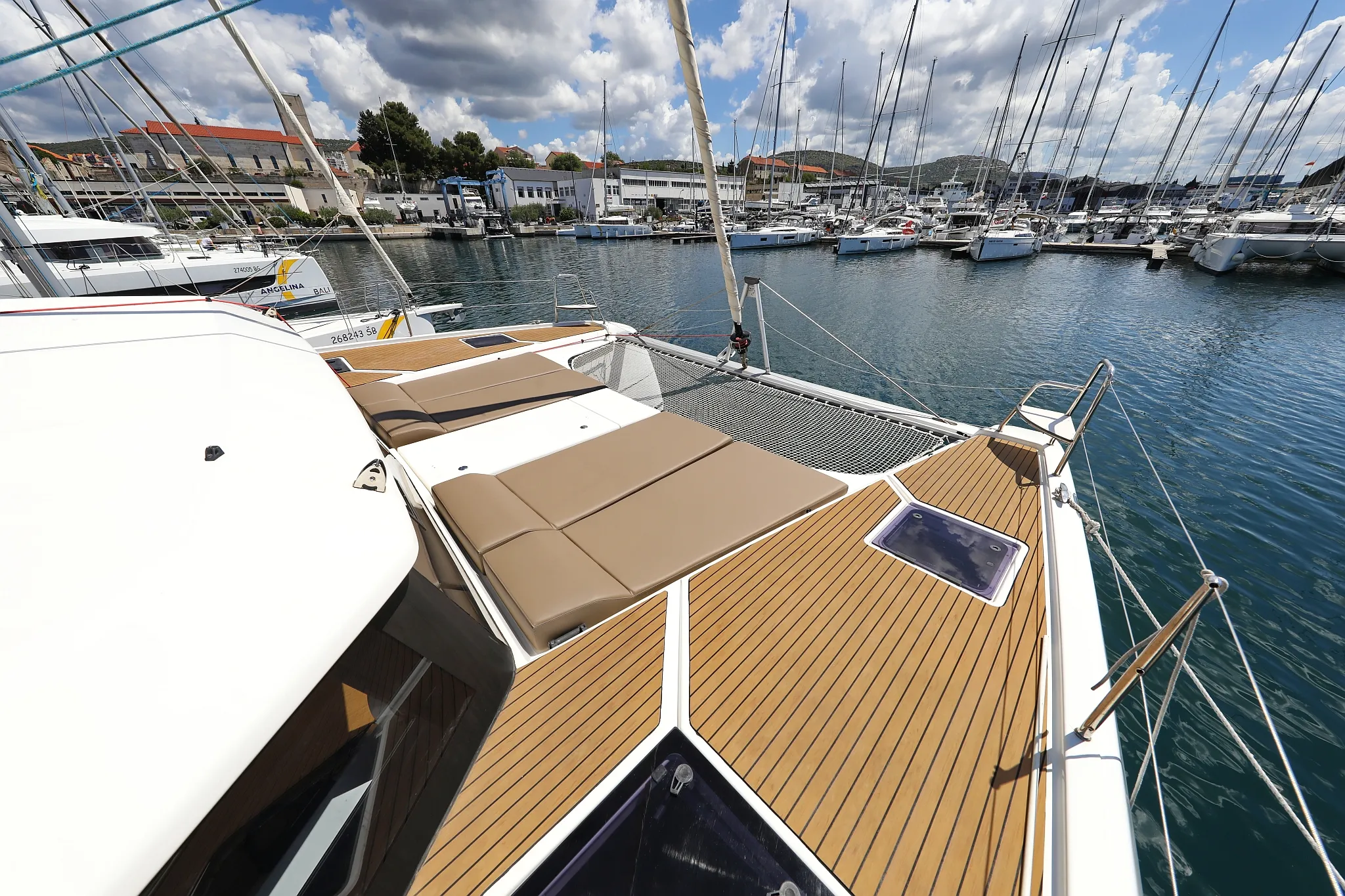 Image slide 10698