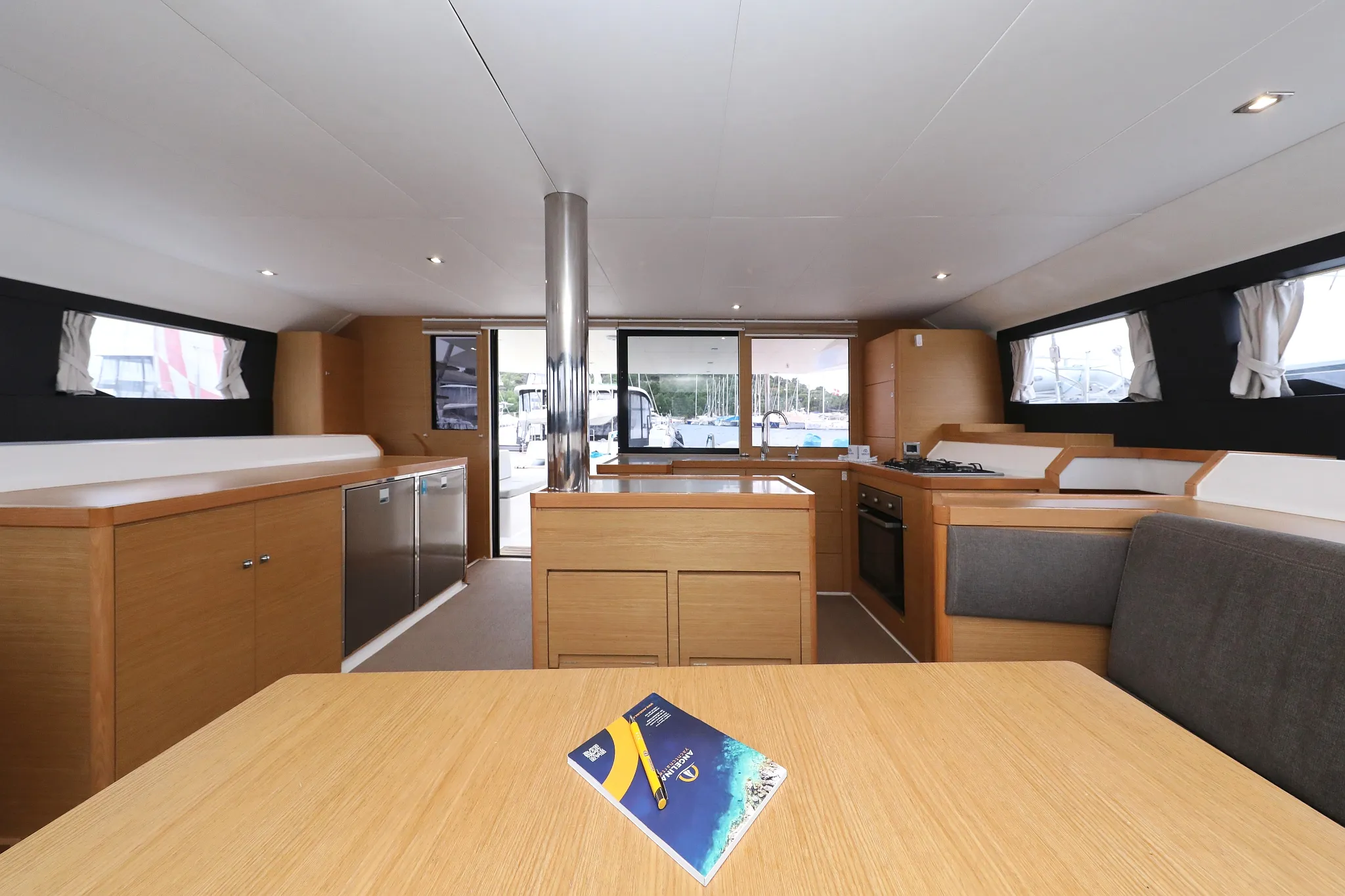 Image slide 10752