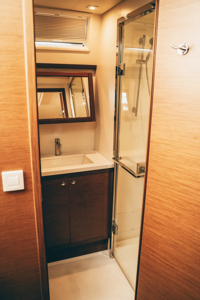 Image slide 108160