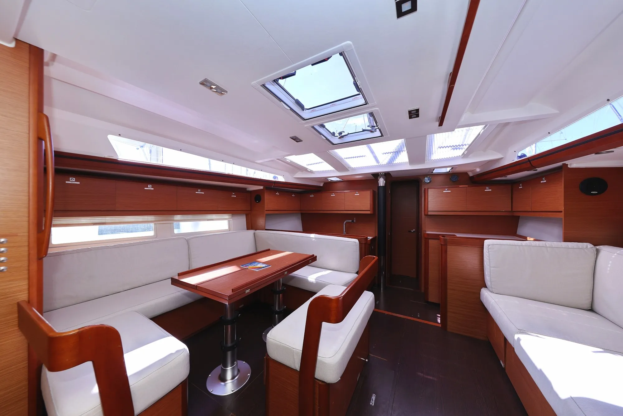 Image slide 10851