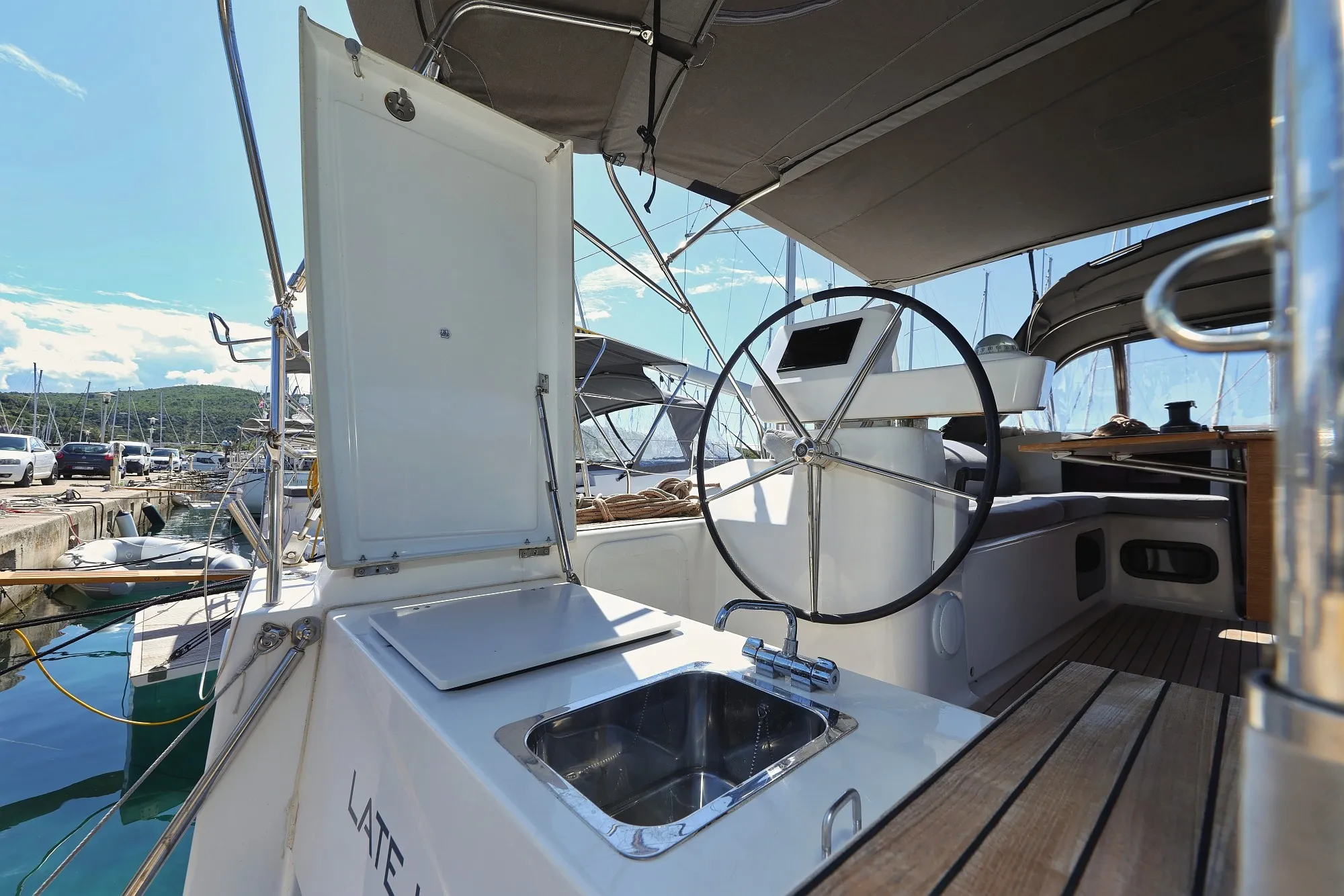 Image slide 10879