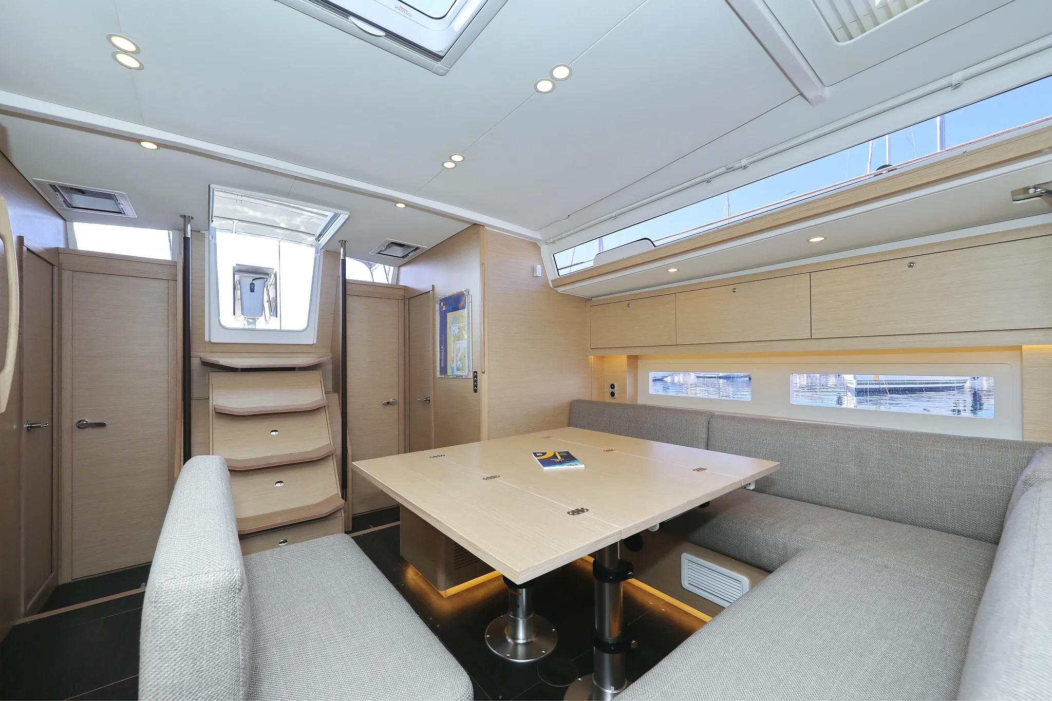 Image slide 10933