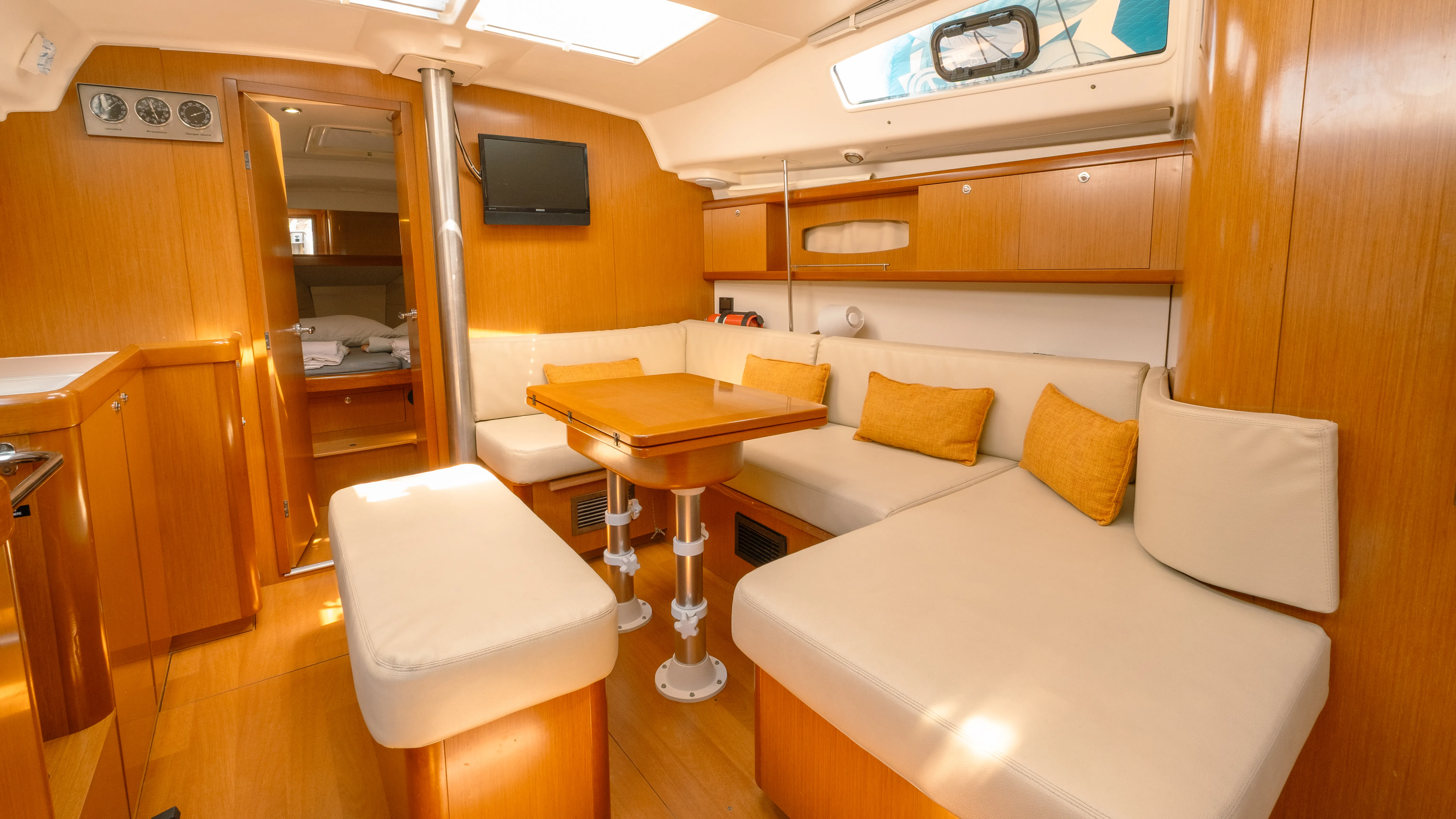 Image slide 109646
