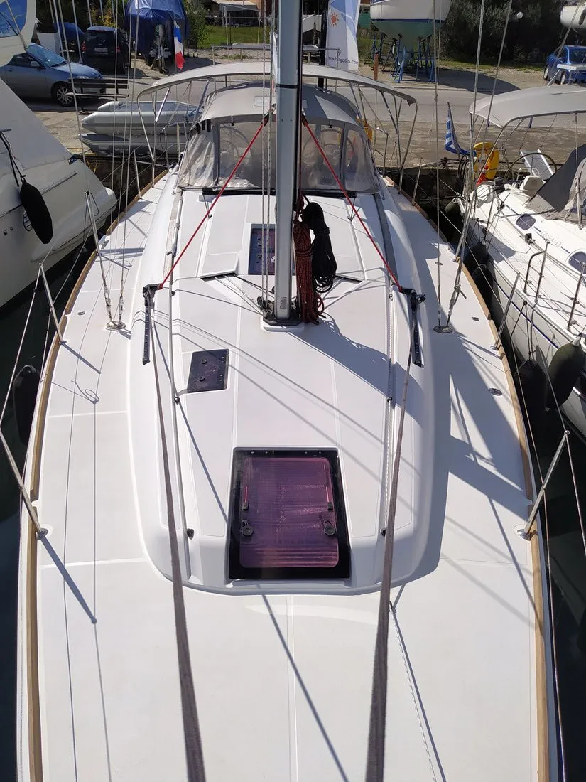 Image slide 110