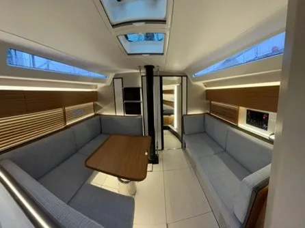 Image slide 110020