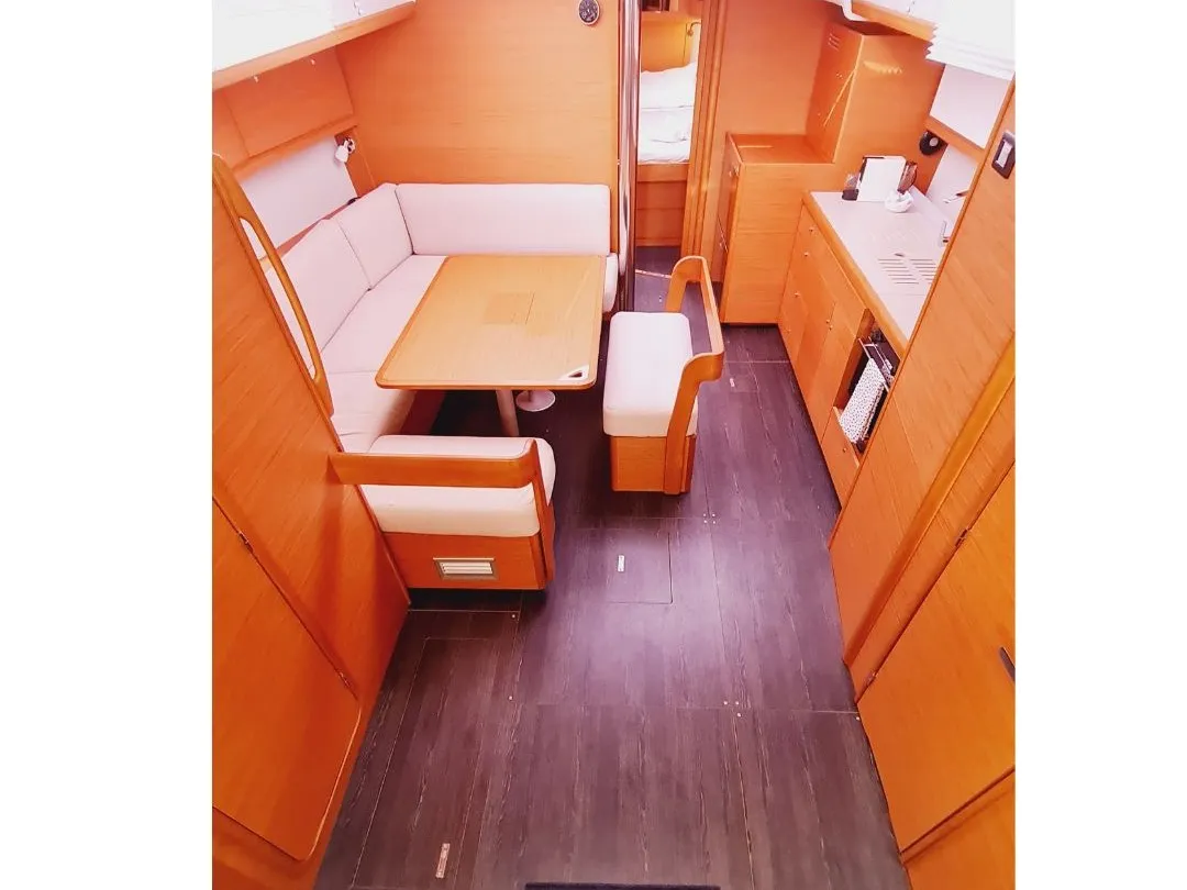 Image slide 110123