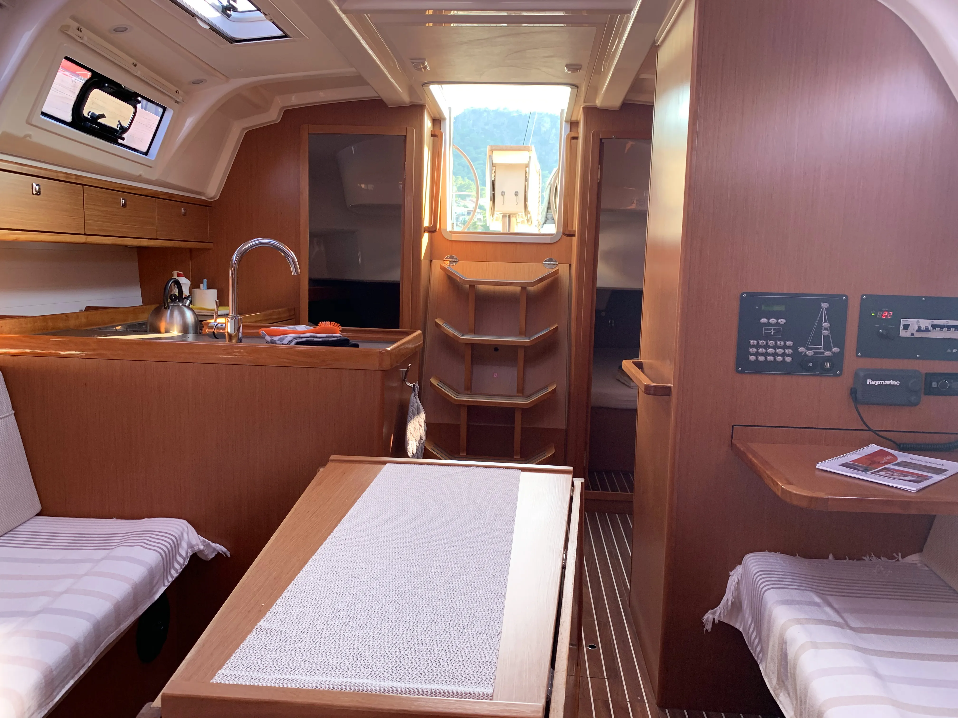 Image slide 110247