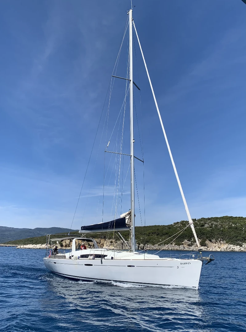 Oceanis 50 Darwin boat image