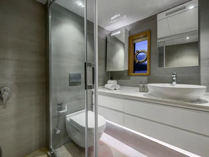 Image slide 111106