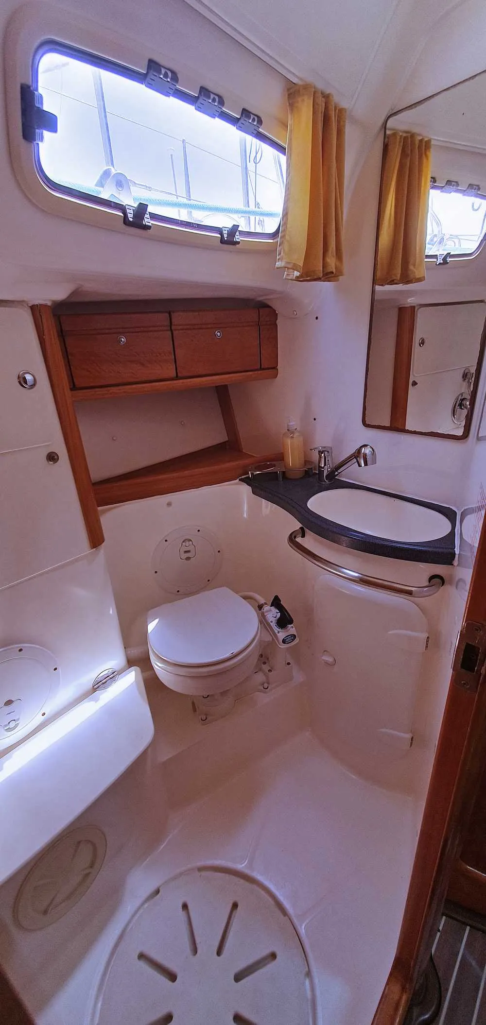 Image slide 111523