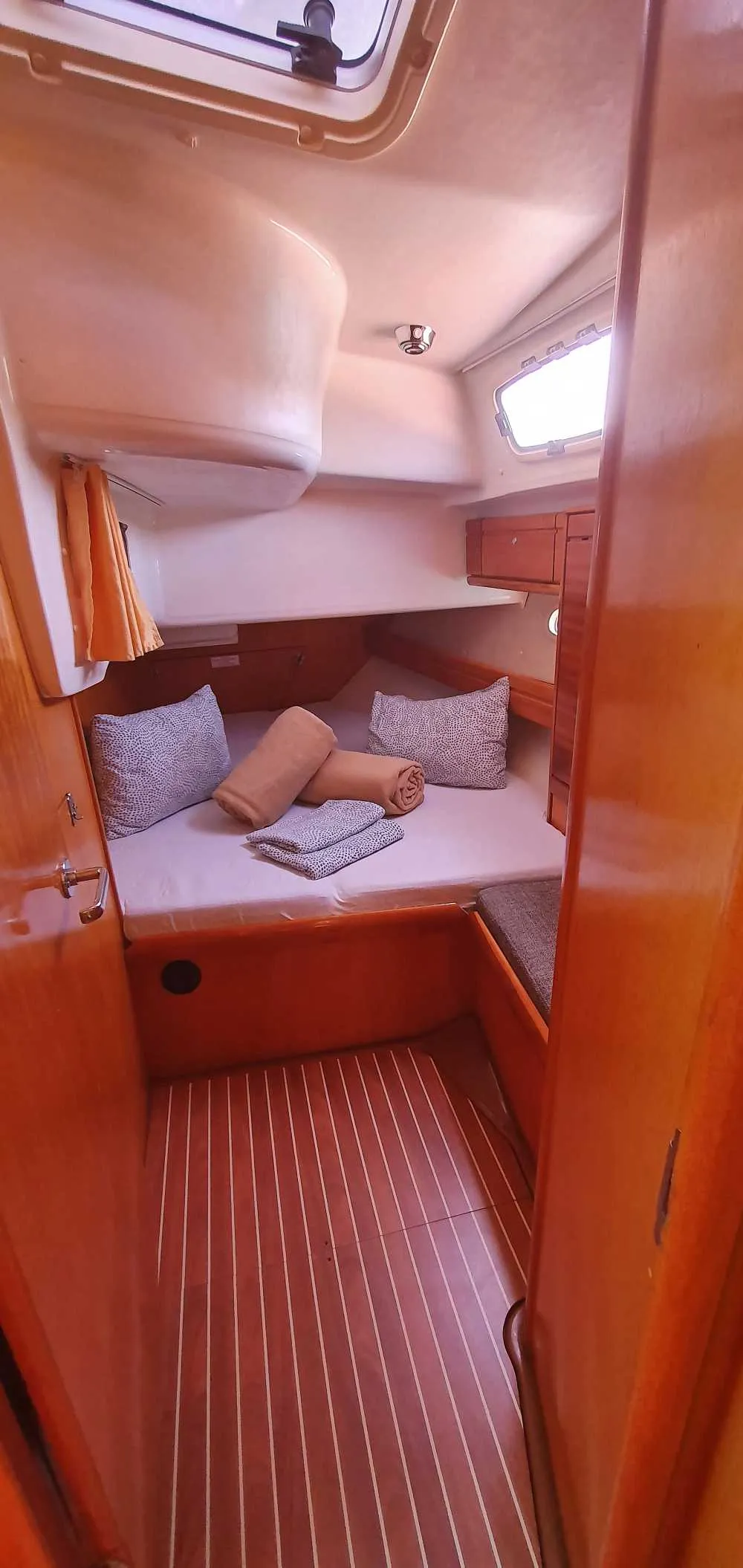 Image slide 111524