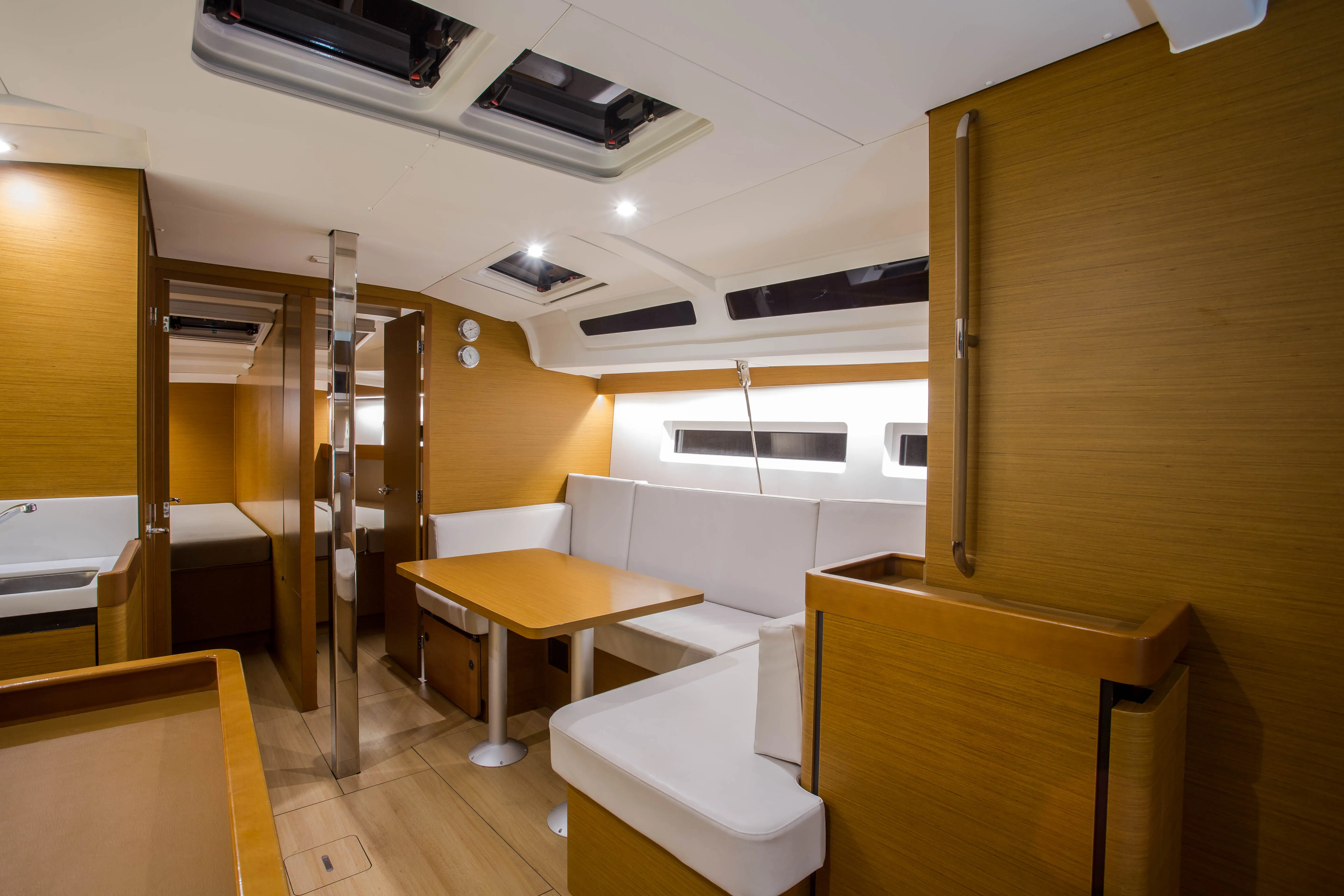 Image slide 111813