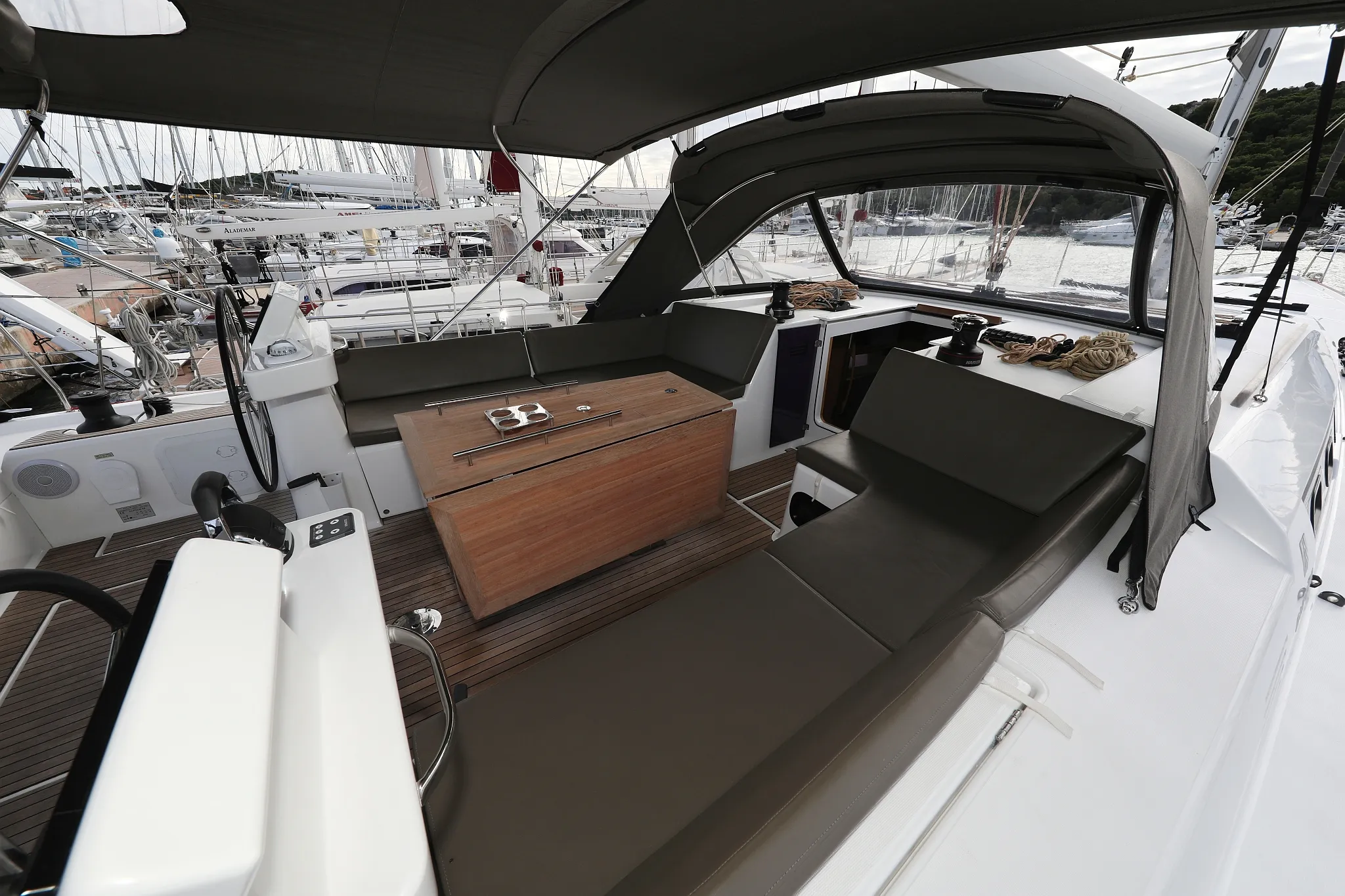 Image slide 11219