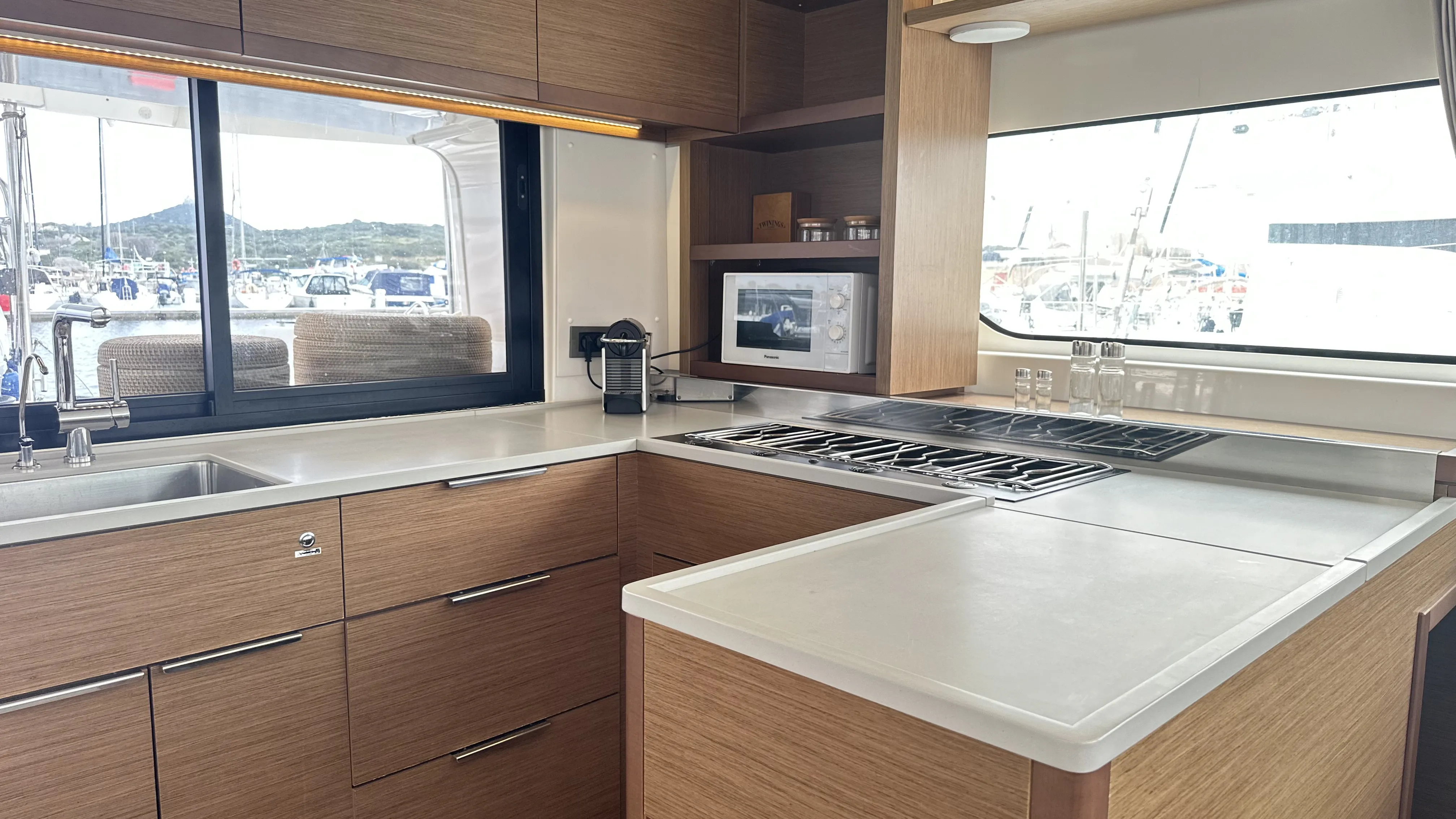 Image slide 112558
