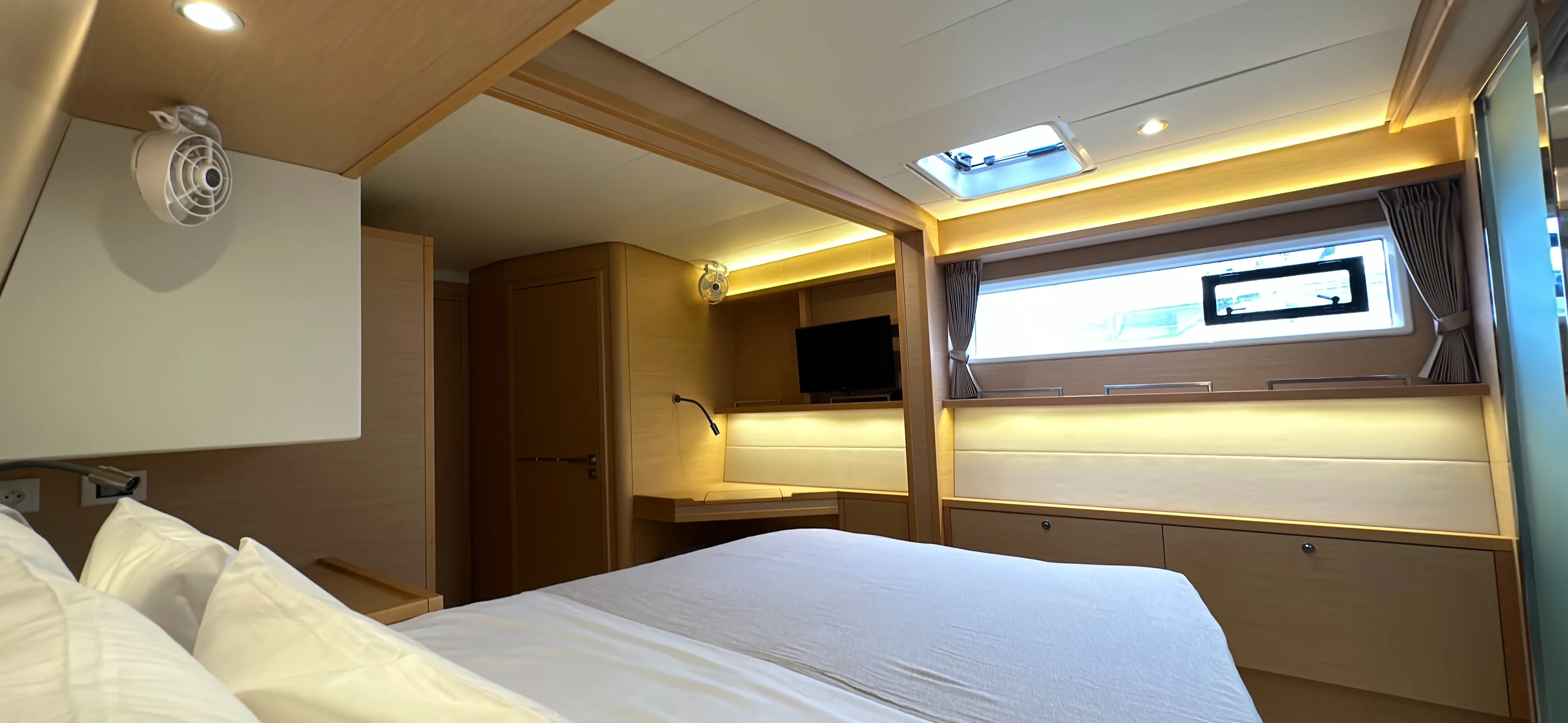 Image slide 112589