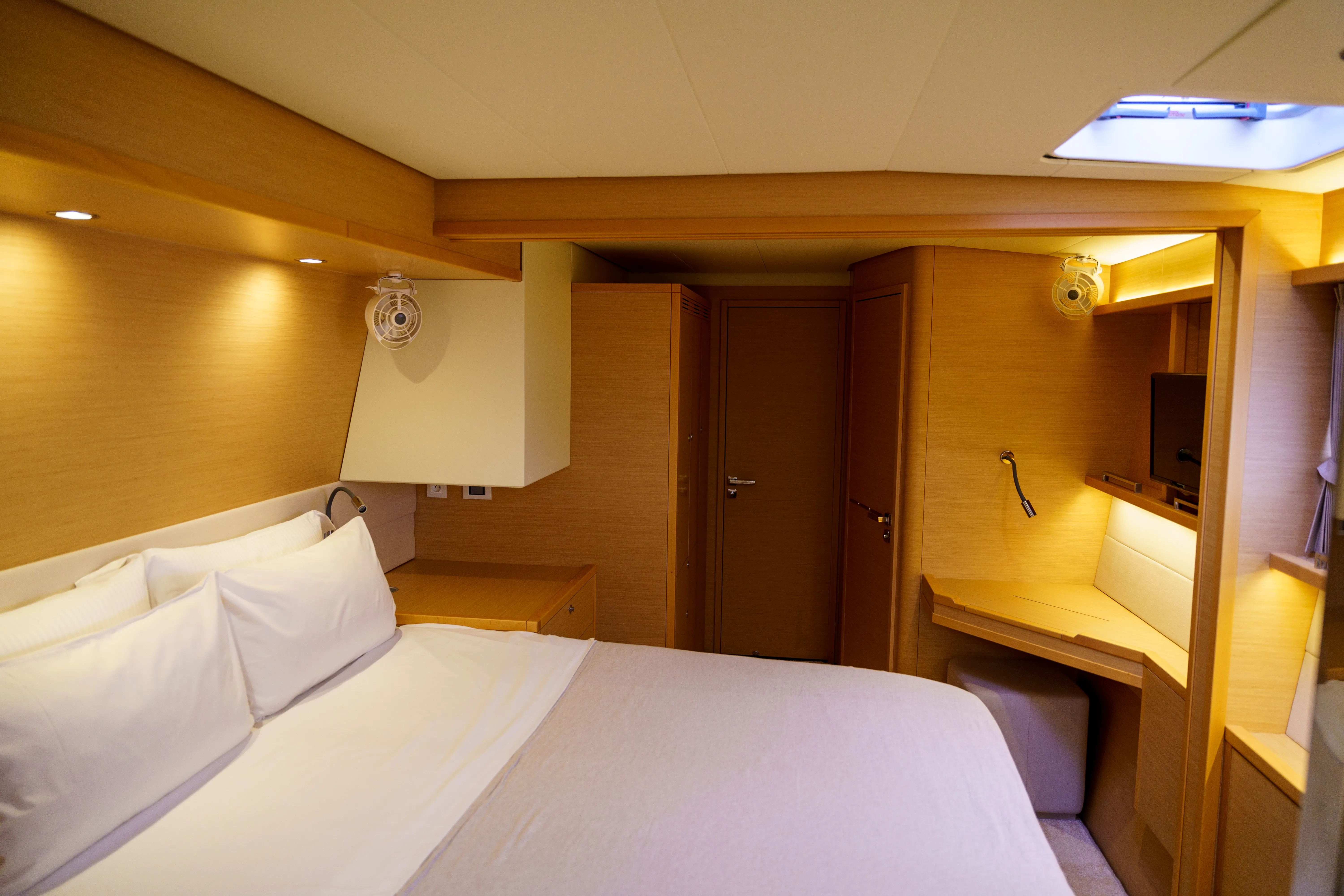 Image slide 112592