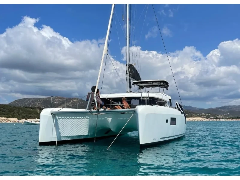 Lagoon 42 Veryta boat image
