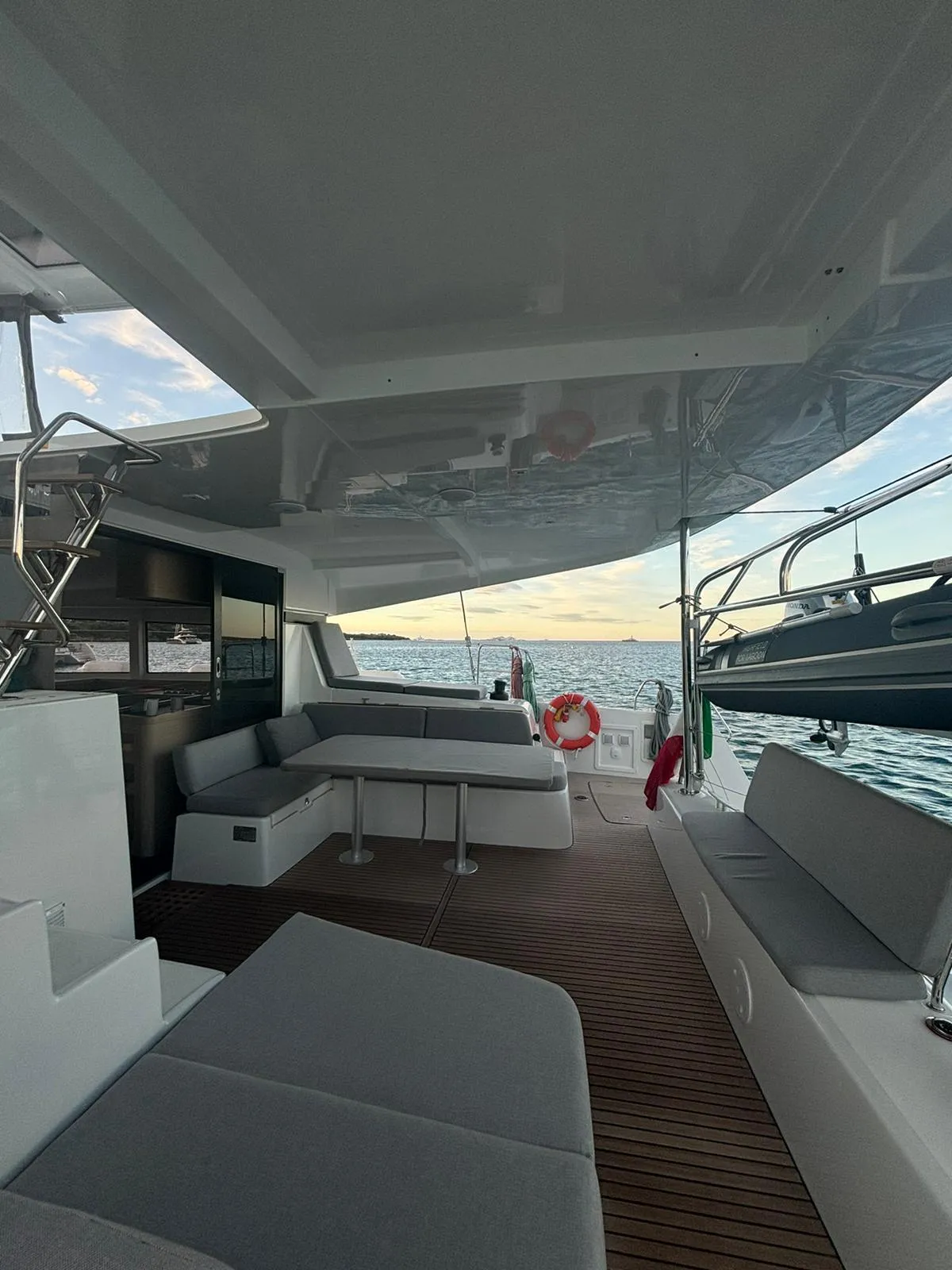 Image slide 112618