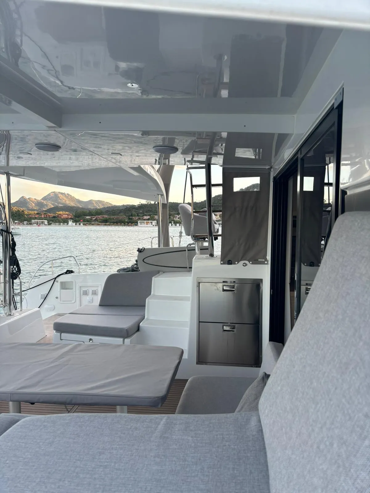 Image slide 112620