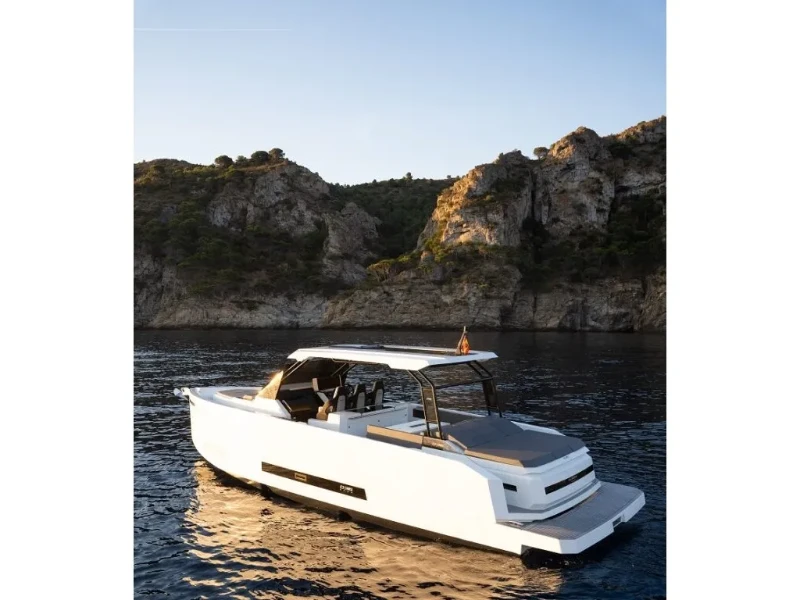 De Antonio D36 Beluga boat image