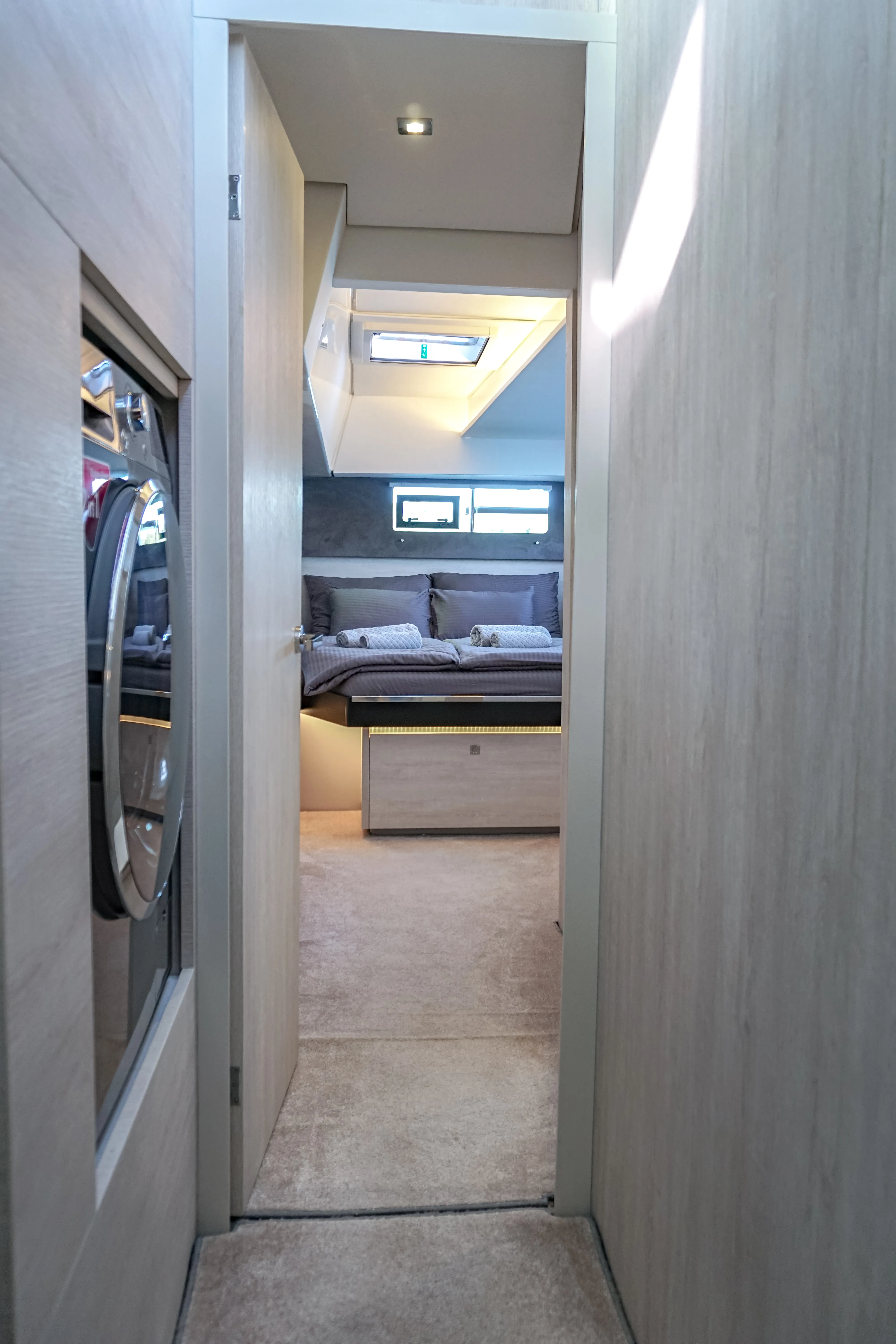 Image slide 113110