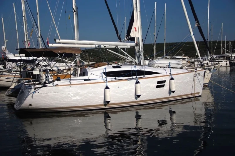 Elan Impression 35 Arashi boat image