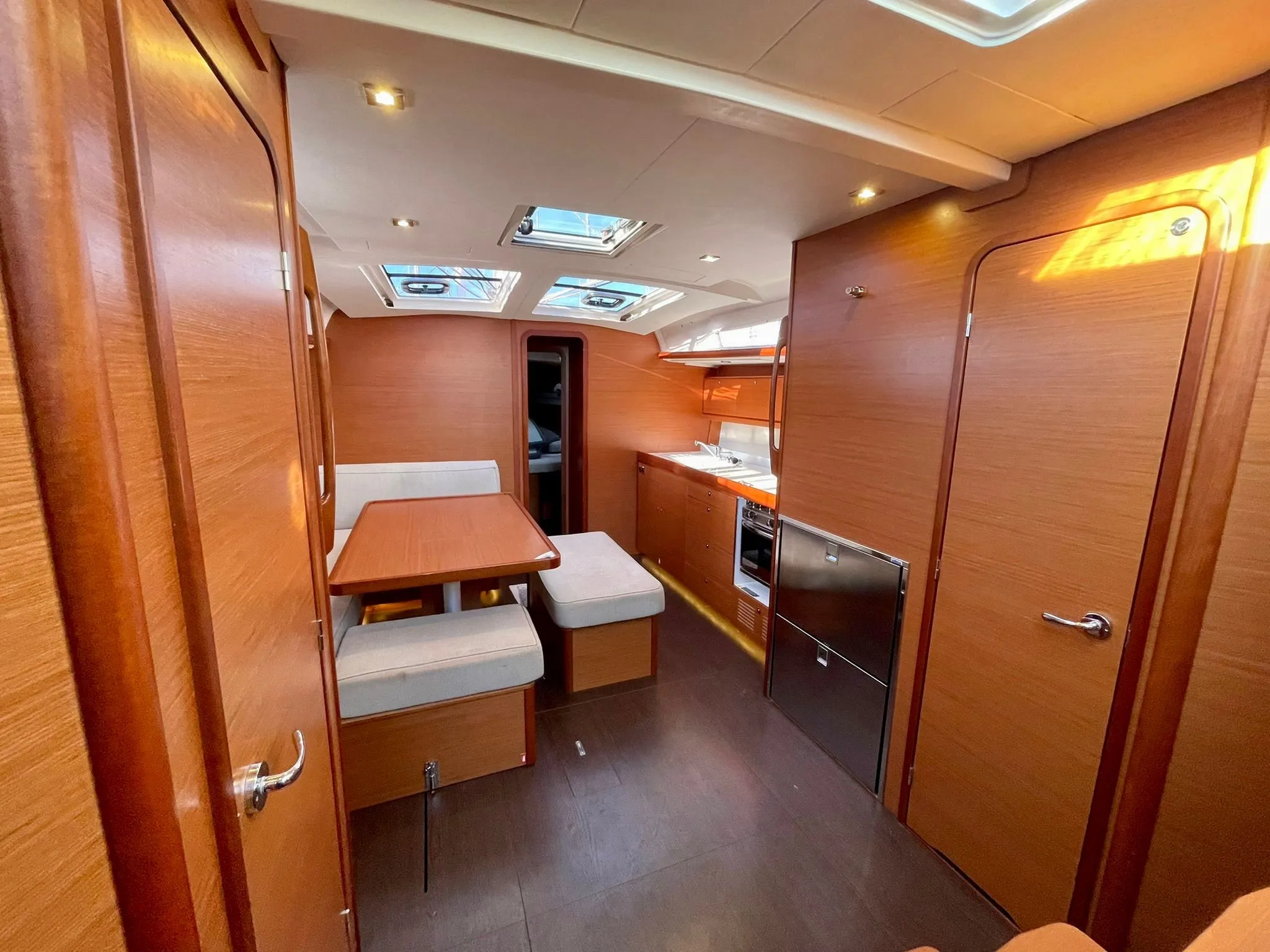 Image slide 113858
