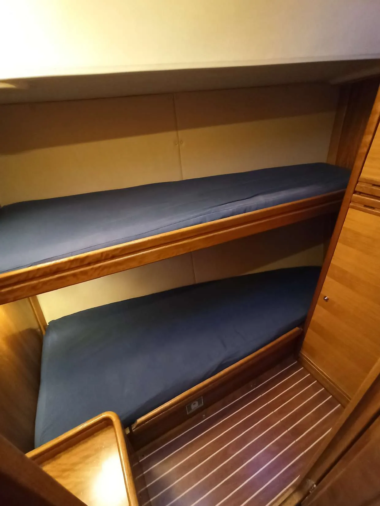 Image slide 114830
