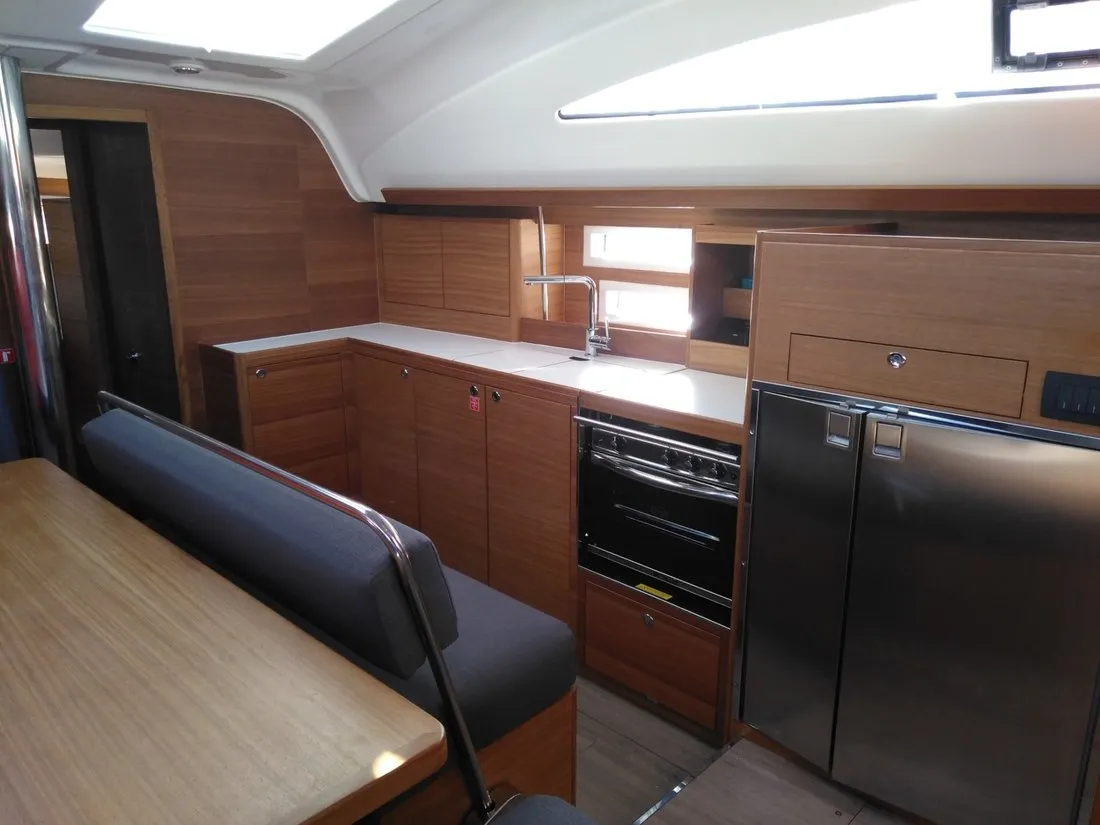 Image slide 11710