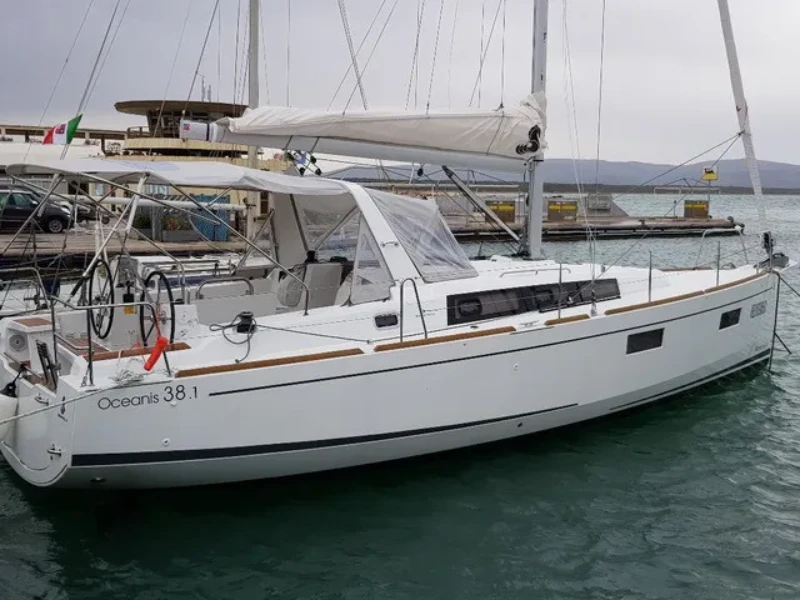 Oceanis 38.1 Lampo boat image
