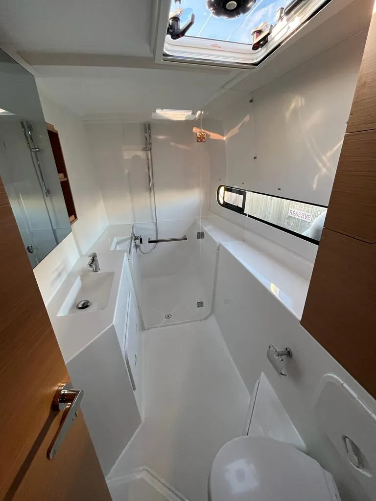 Image slide 117857