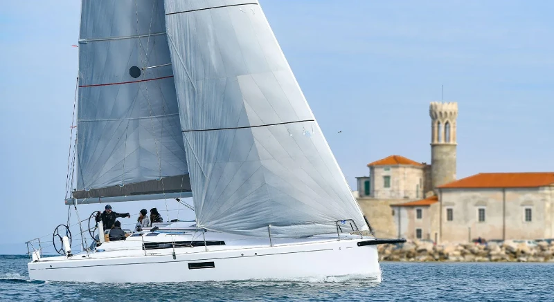 Imagem do barco First 36 Ultra First