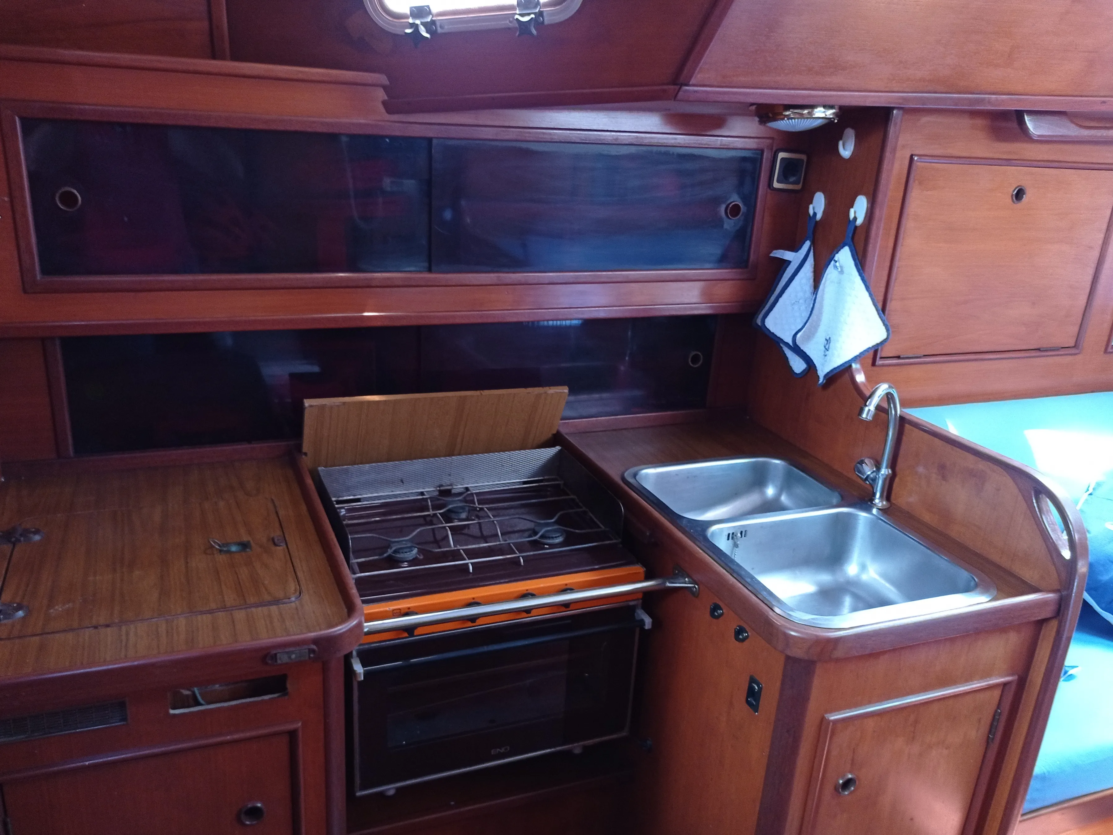 Image slide 117996